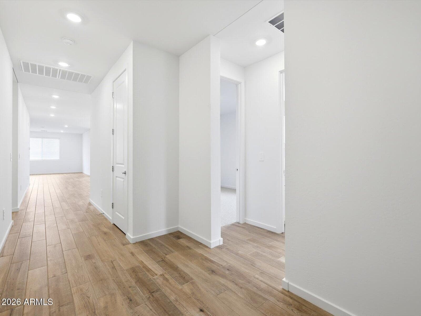 17782 W Illini Street — photo 3