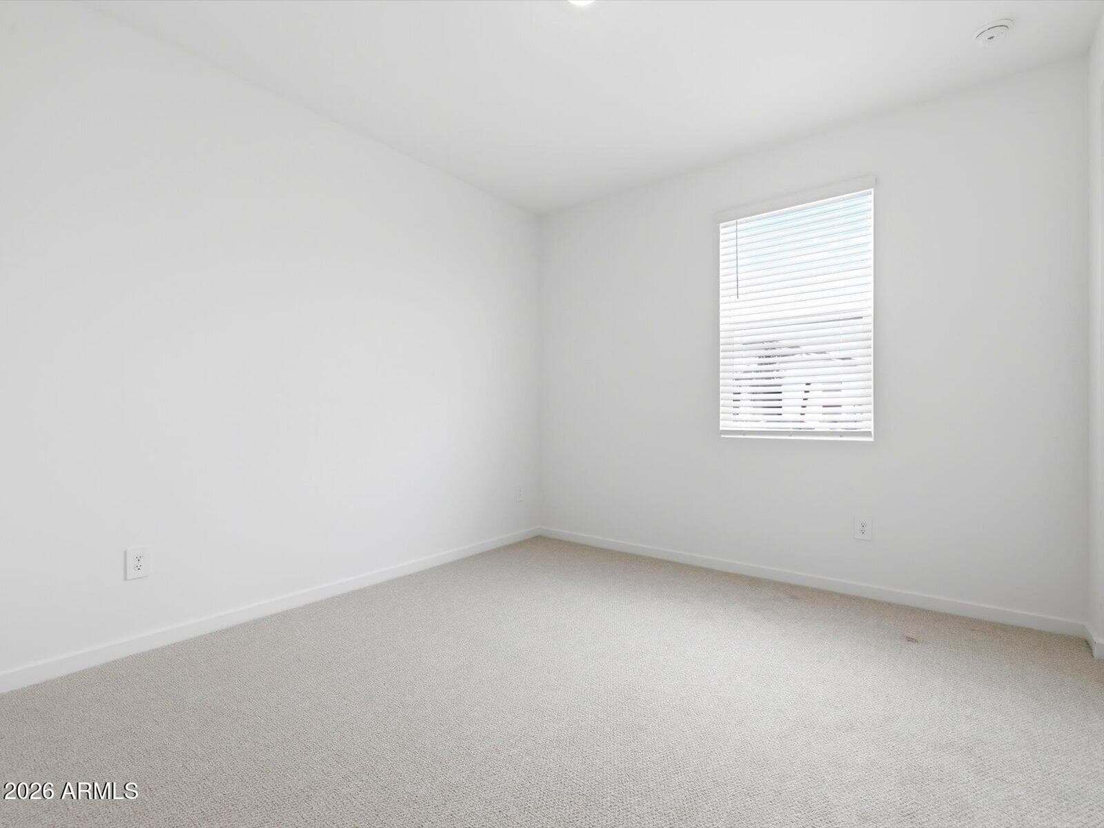 17782 W Illini Street — photo 4