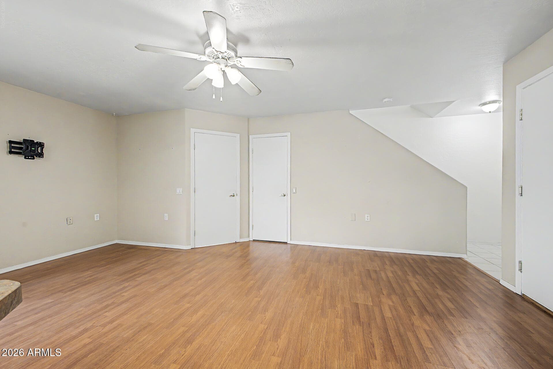 2920 E Eberle Lane — photo 4
