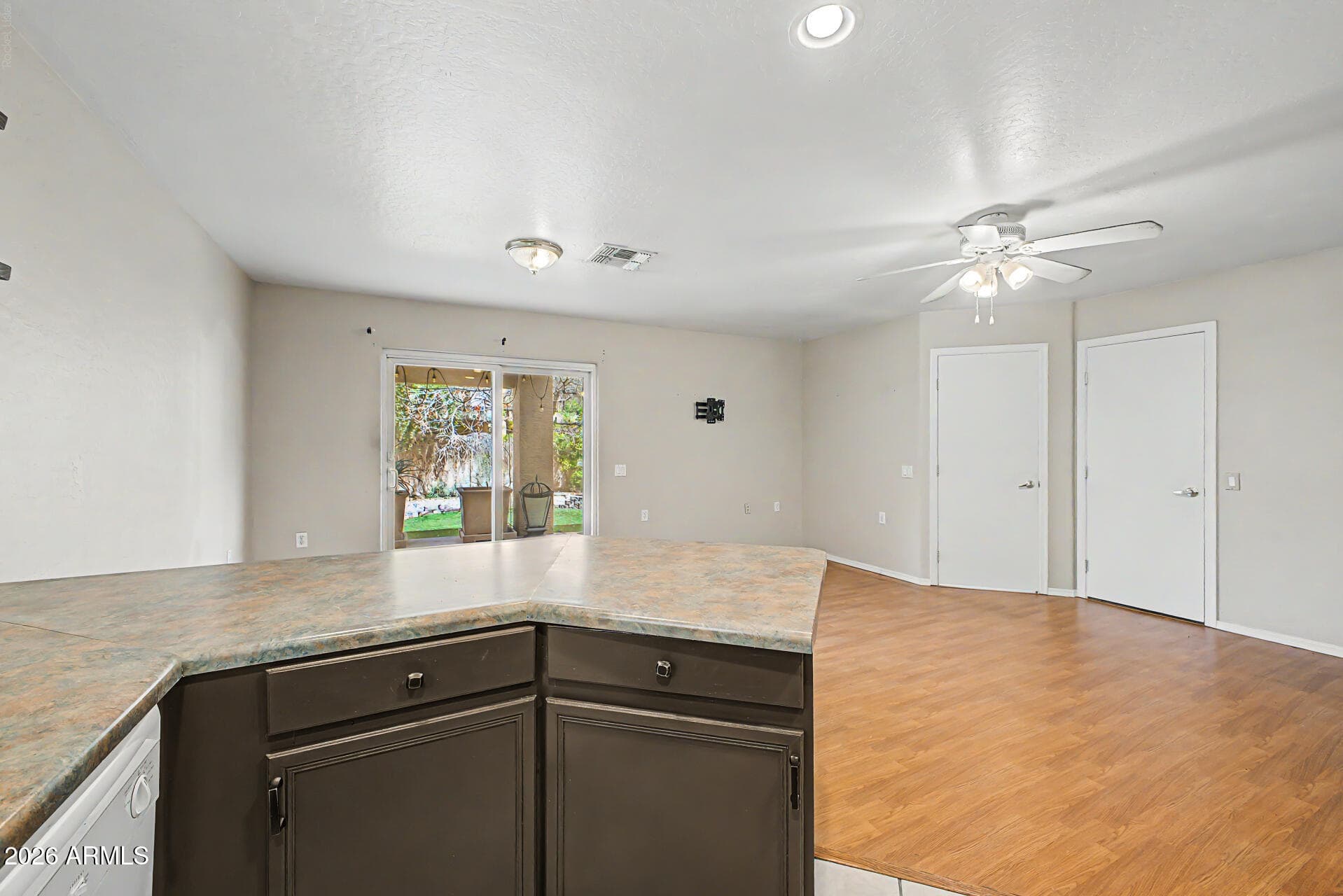2920 E Eberle Lane — photo 6
