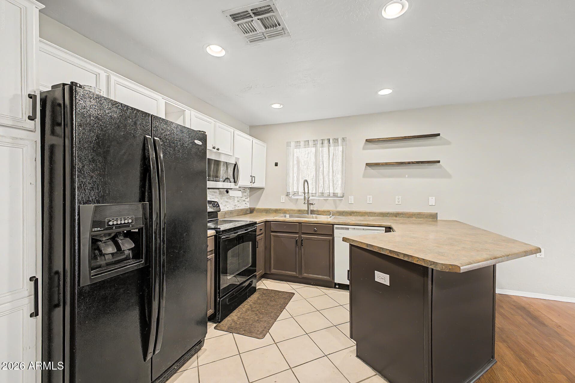 2920 E Eberle Lane — photo 8