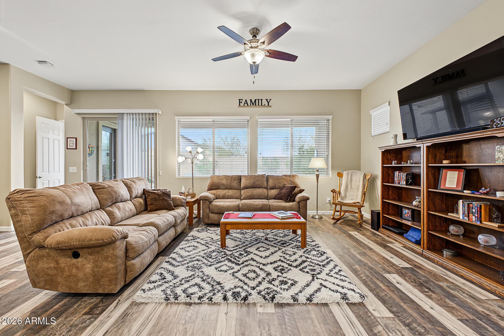 18502 W Desert Trumpet Road — photo 3
