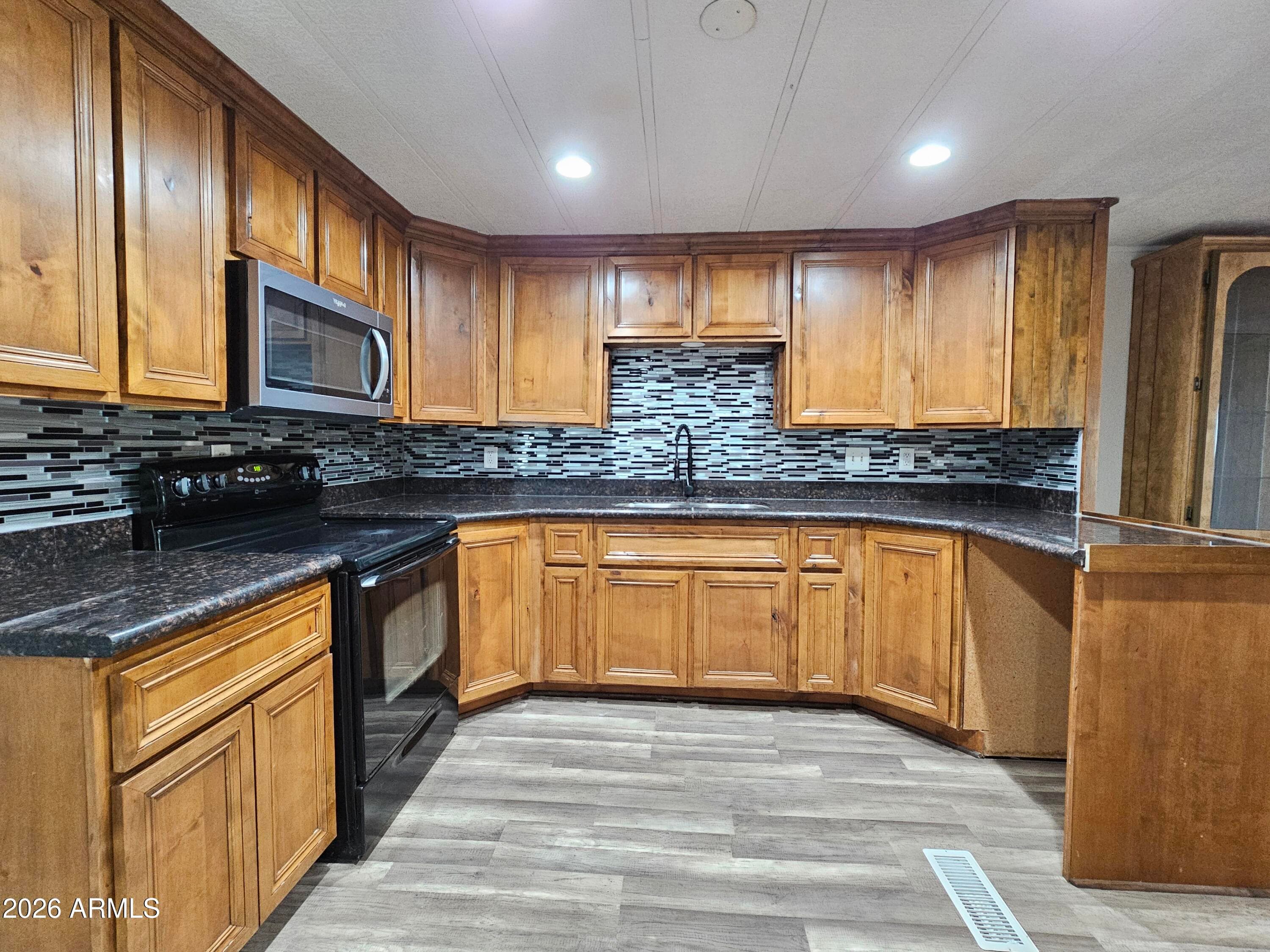 5002 W Bethany Home Road 130 — photo 3