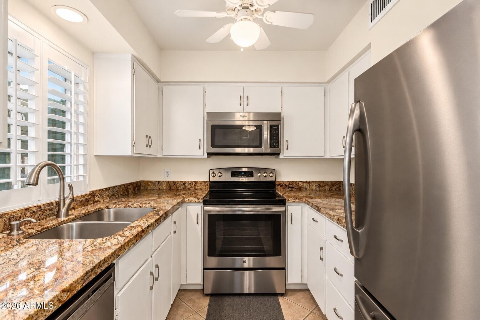 1320 E Bethany Home Road 54 — photo 4