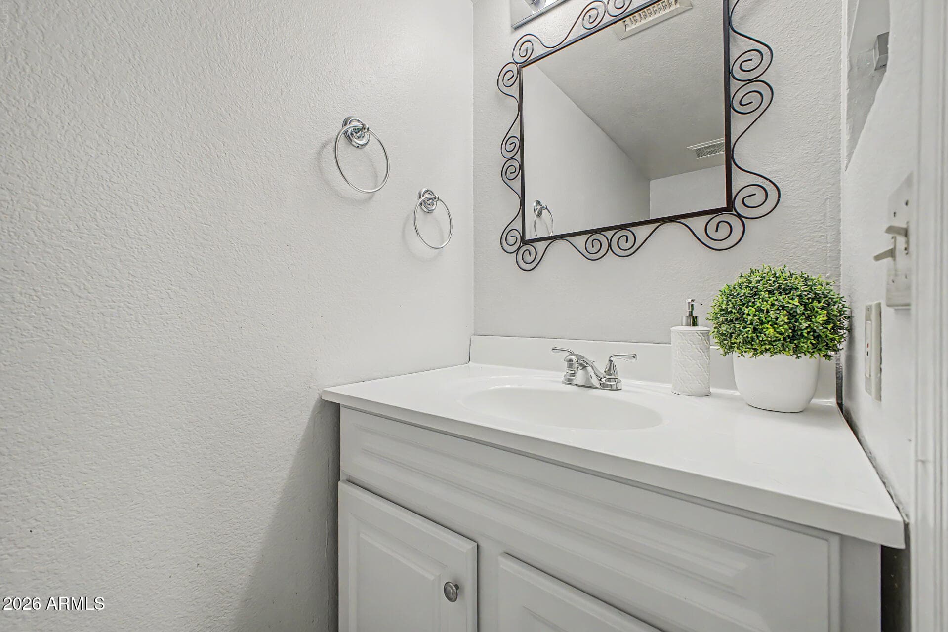 921 W University Drive 1085 — photo 8