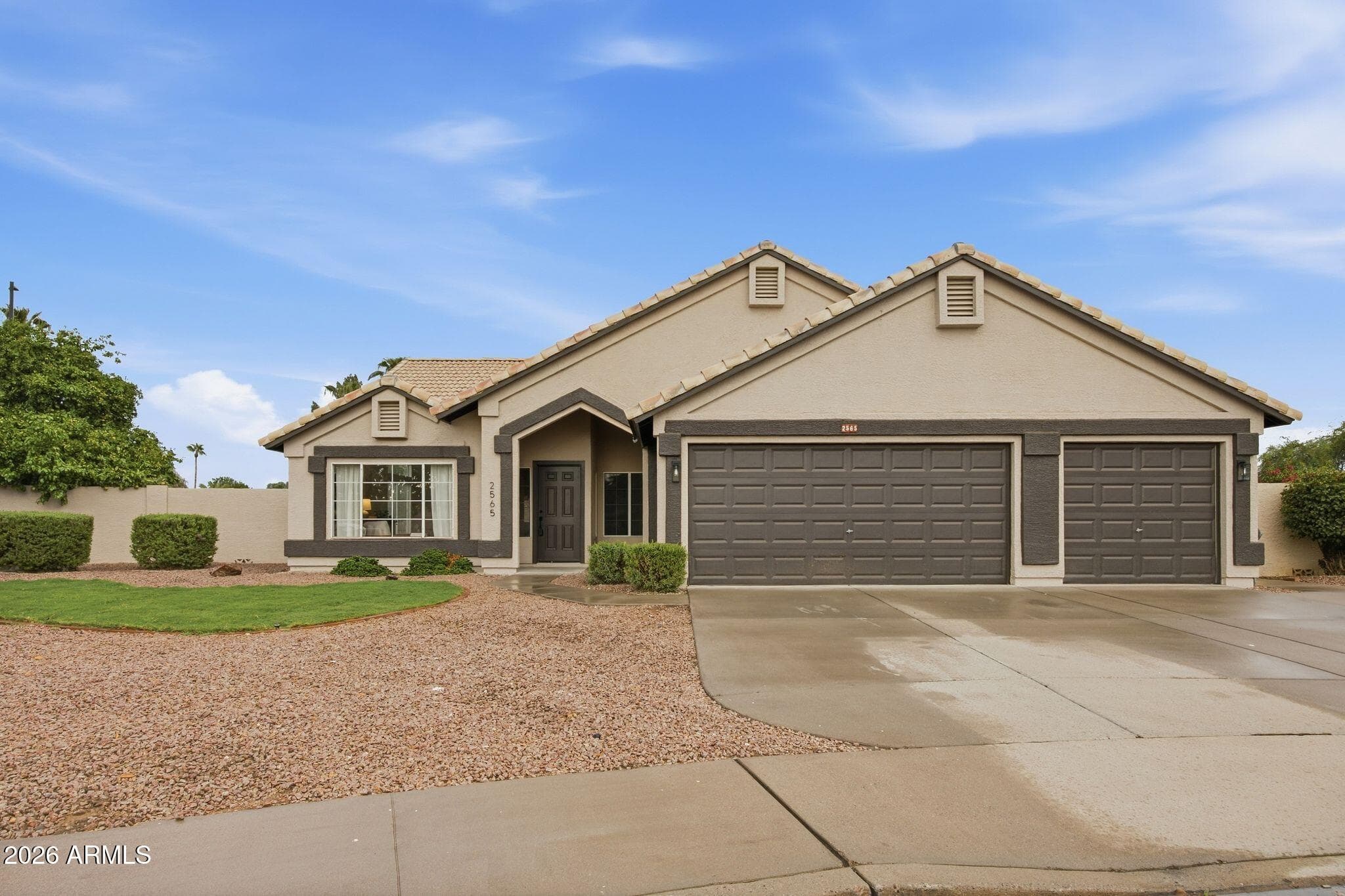 2565 S Brighton