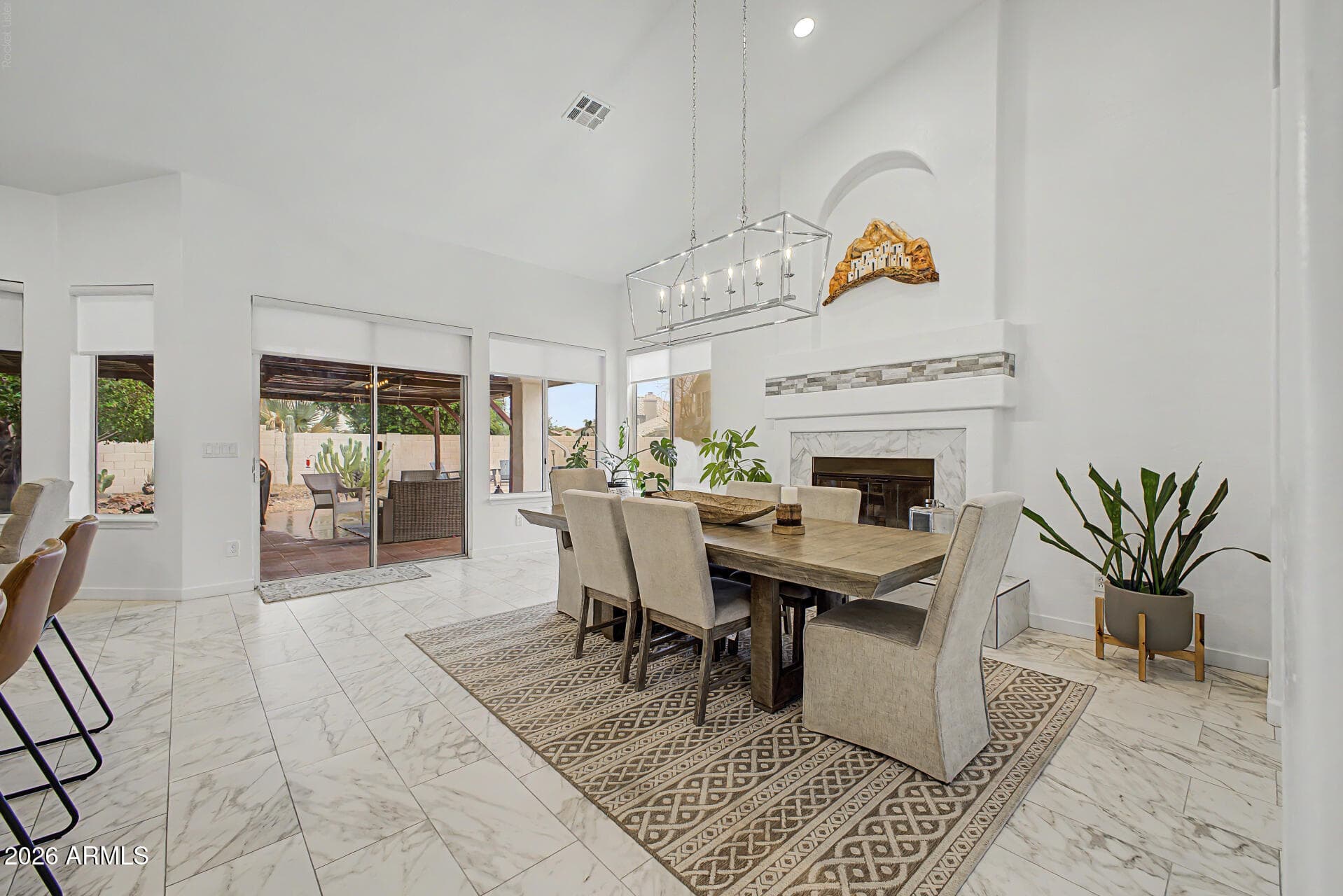 3105 E Hiddenview Drive — photo 8