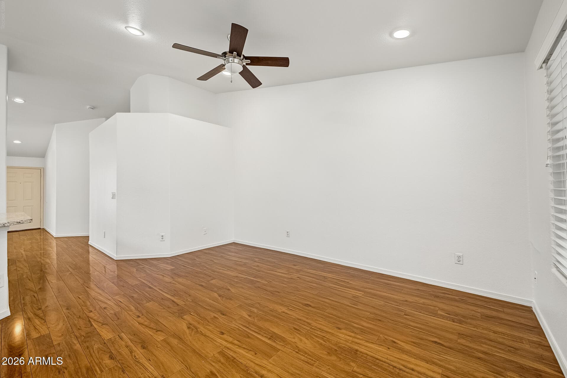 742 N Harmony Avenue — photo 8