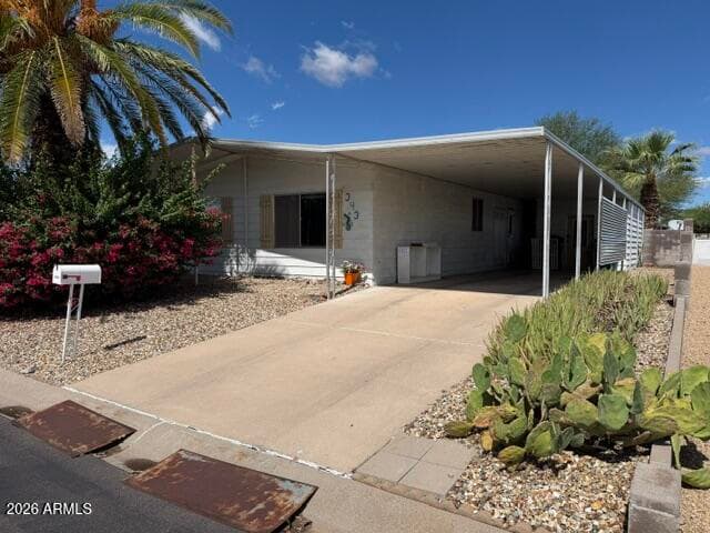 3434 E Sandra Terrace — photo 2