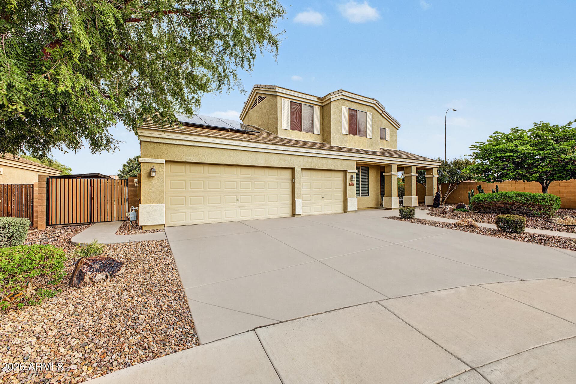 4998 E Karsten Drive — photo 2