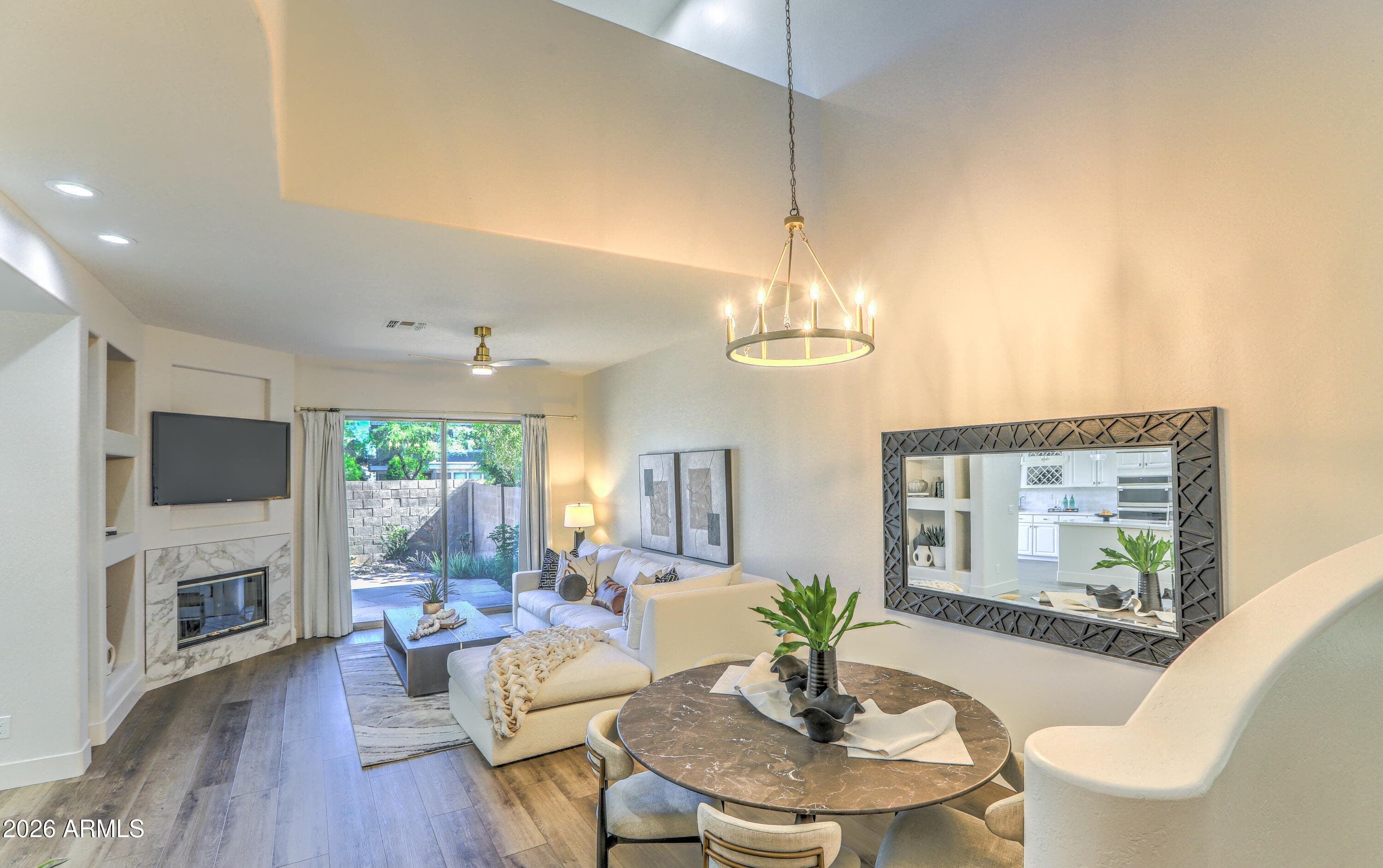 15240 N Clubgate Drive 111 — photo 8