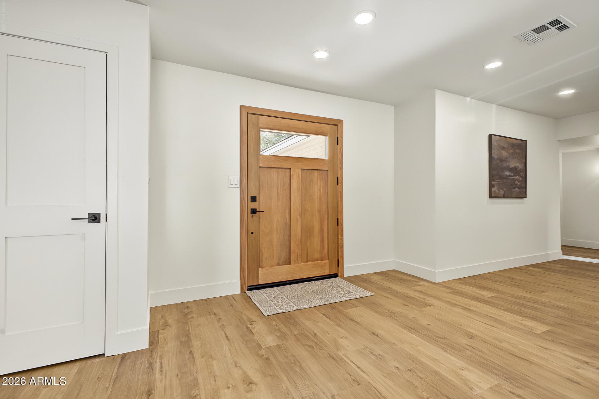 3527 S Oak Street — photo 3
