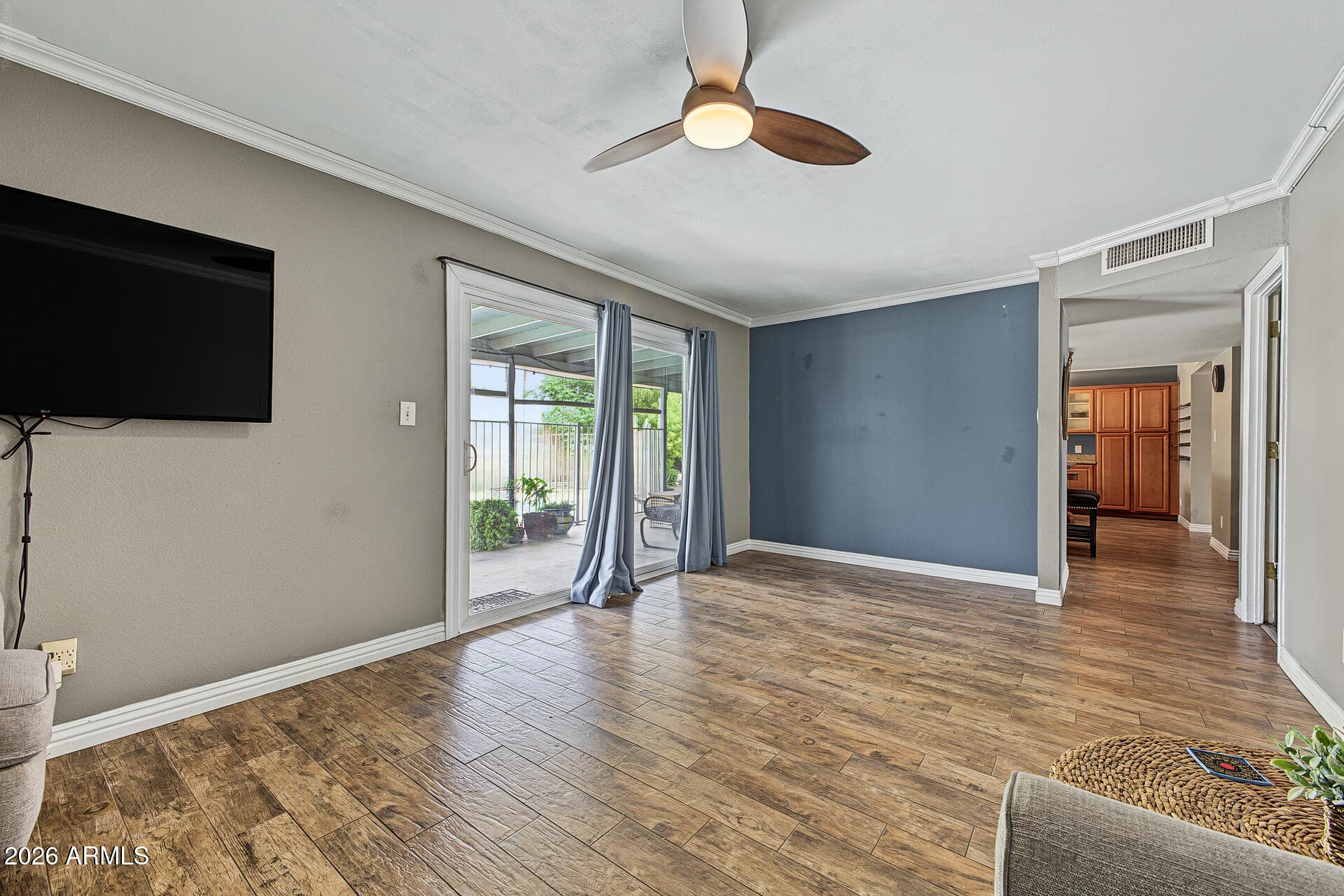 2642 W Juanita Circle — photo 8