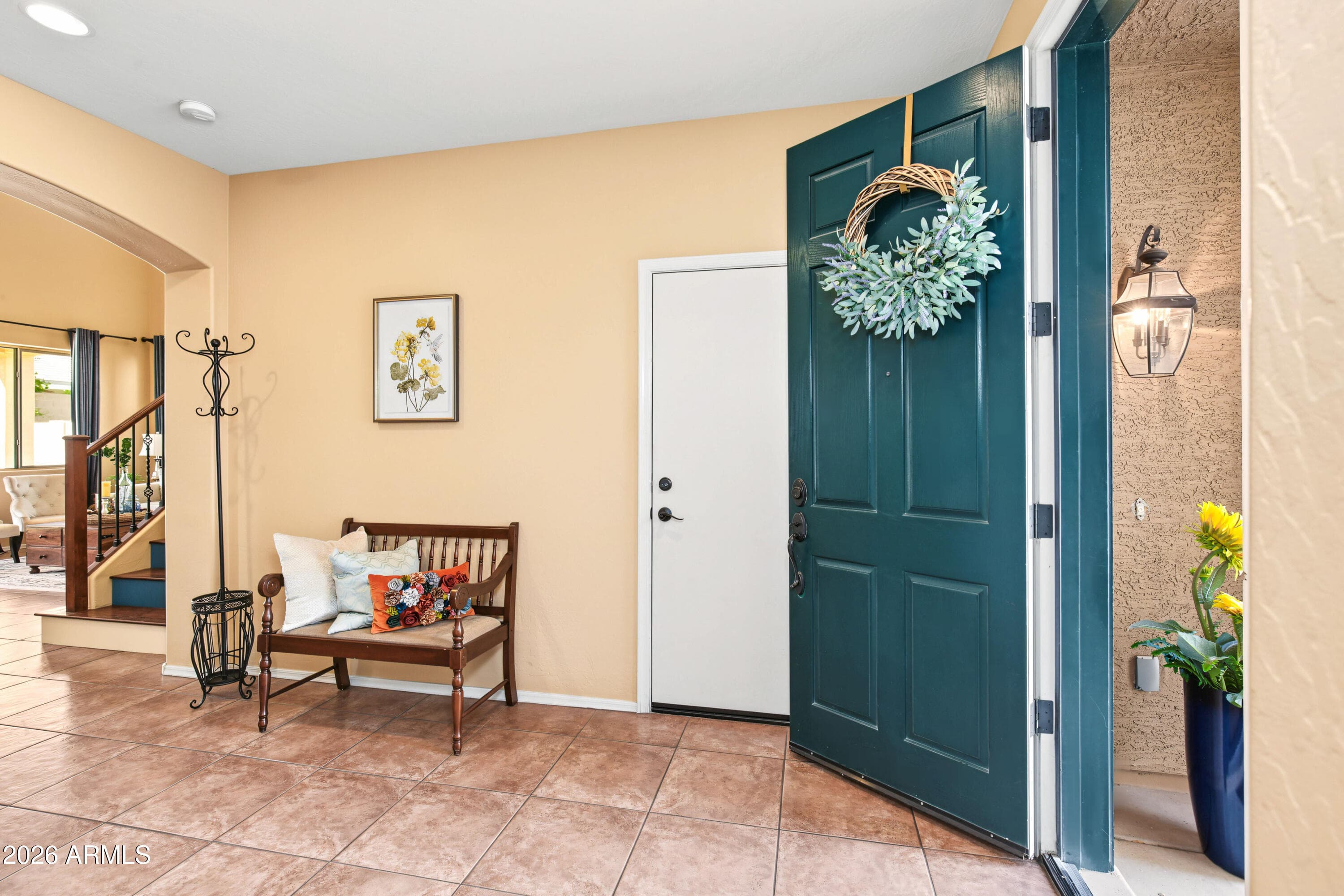 2529 E Parkview Drive — photo 8