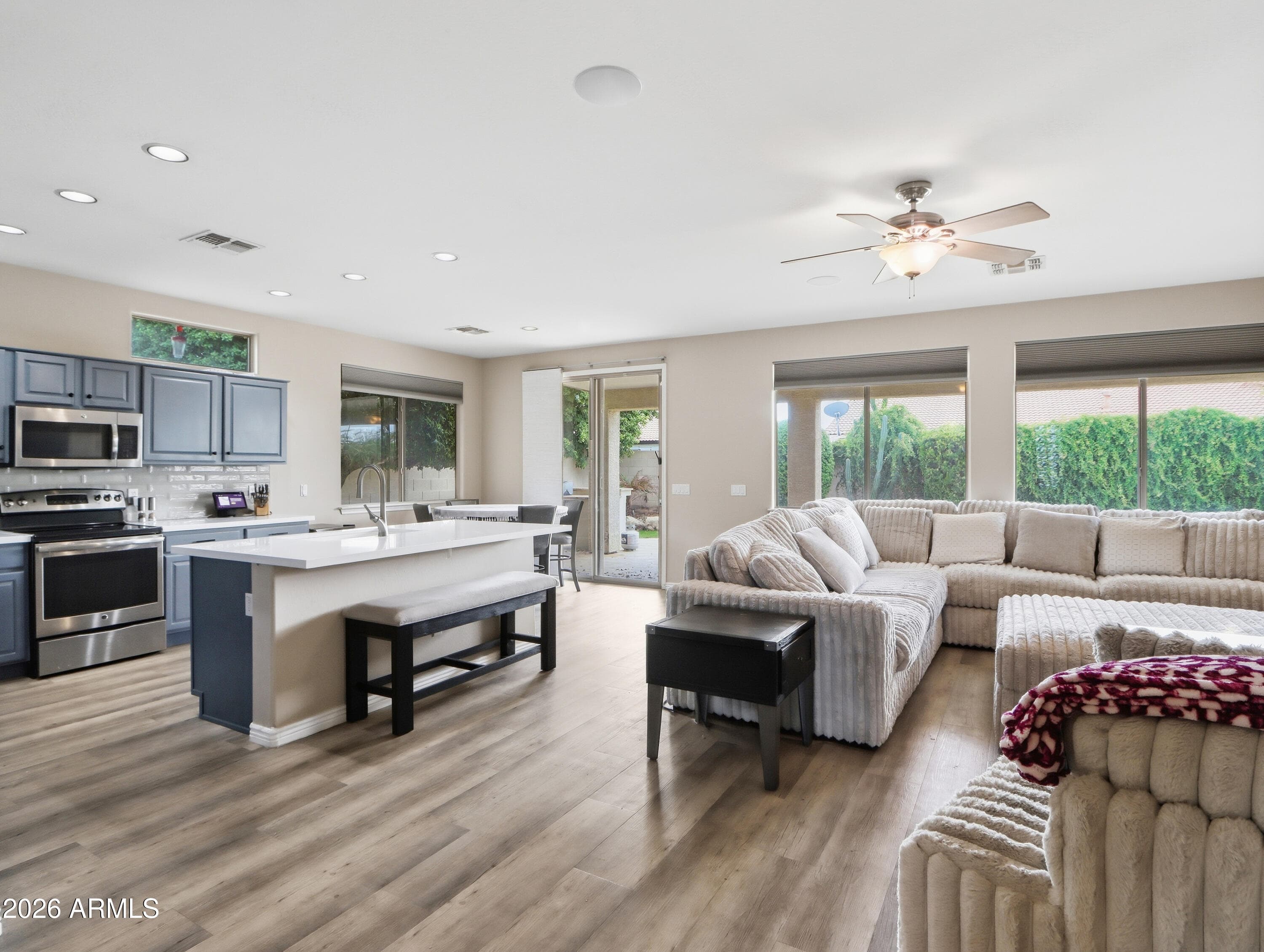 7595 W Tierra Buena Lane — photo 3