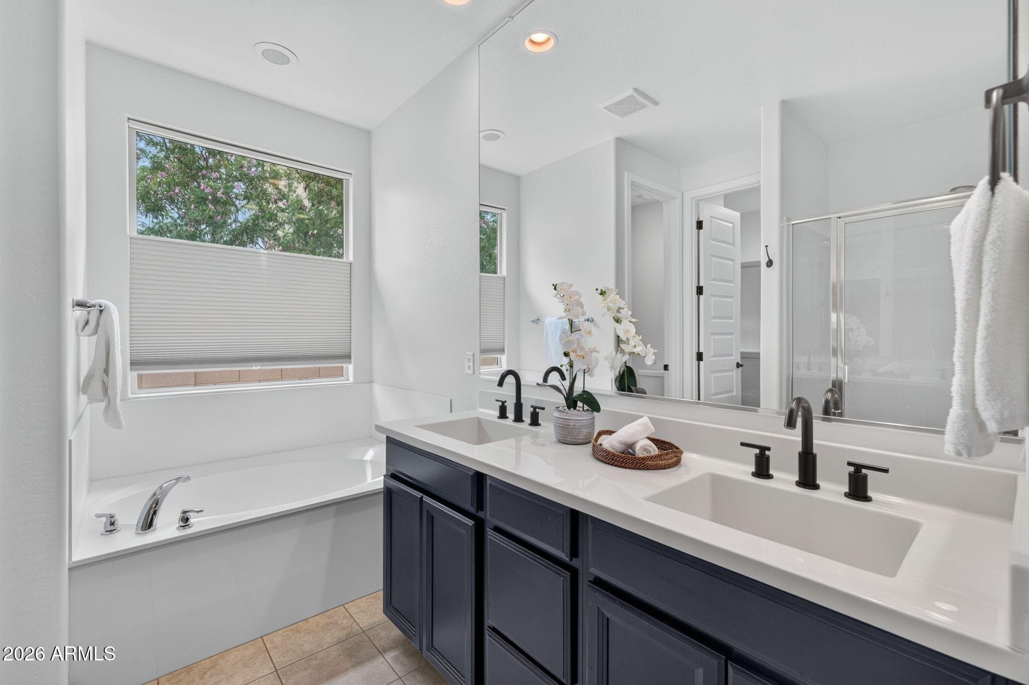 5317 S Hadron — photo 4