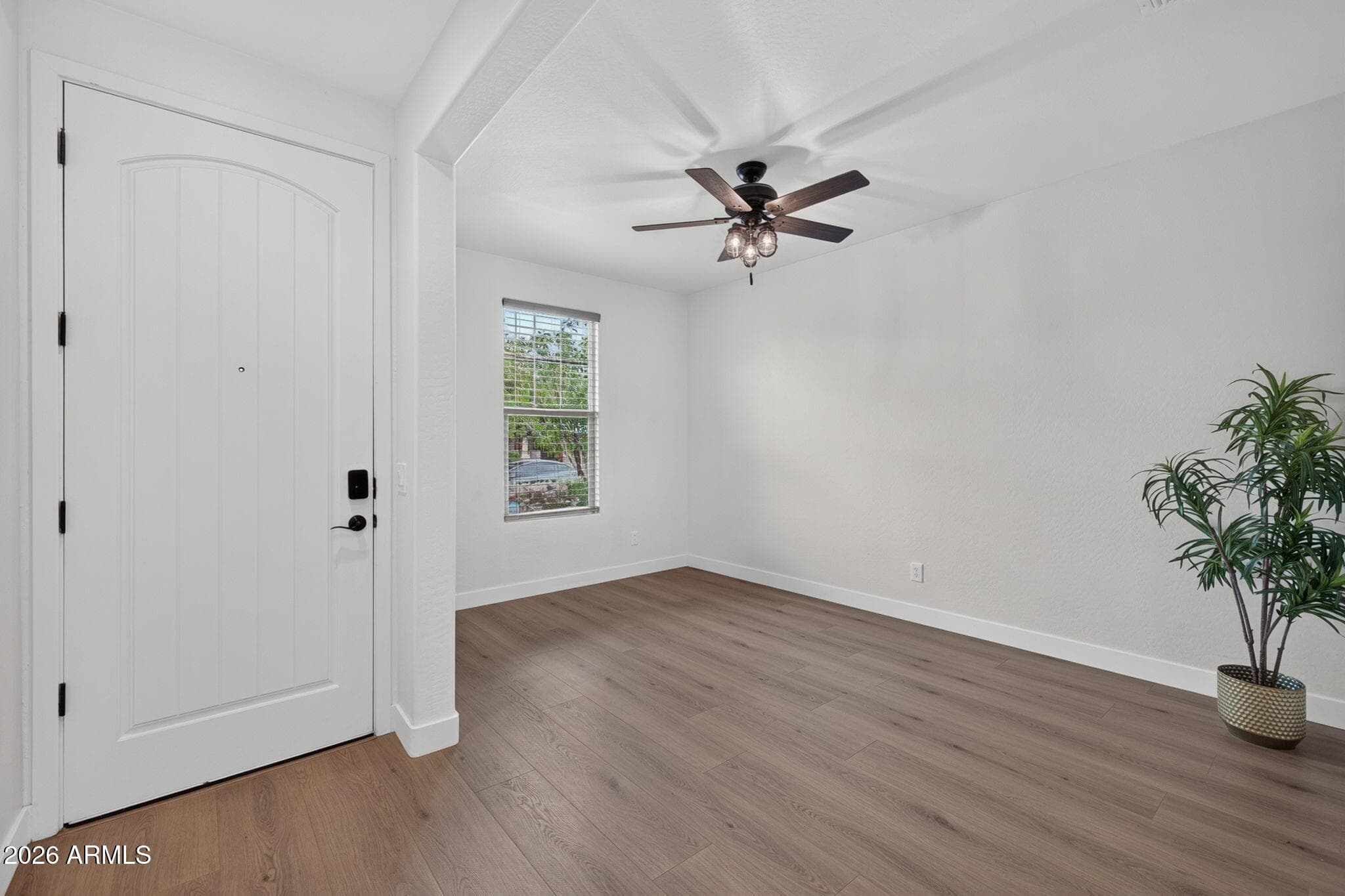 5317 S Hadron — photo 3
