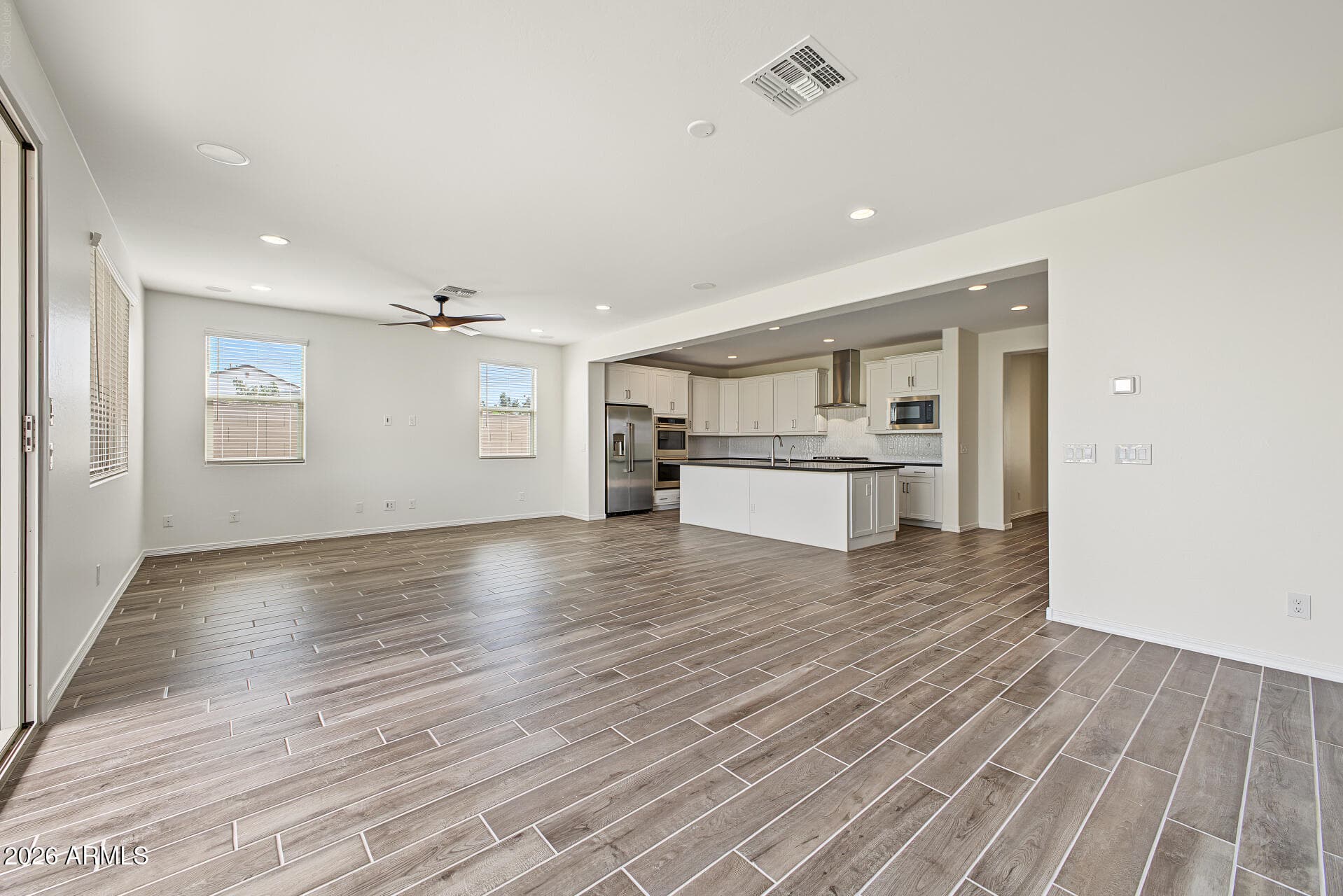 12055 N 169th Avenue — photo 6