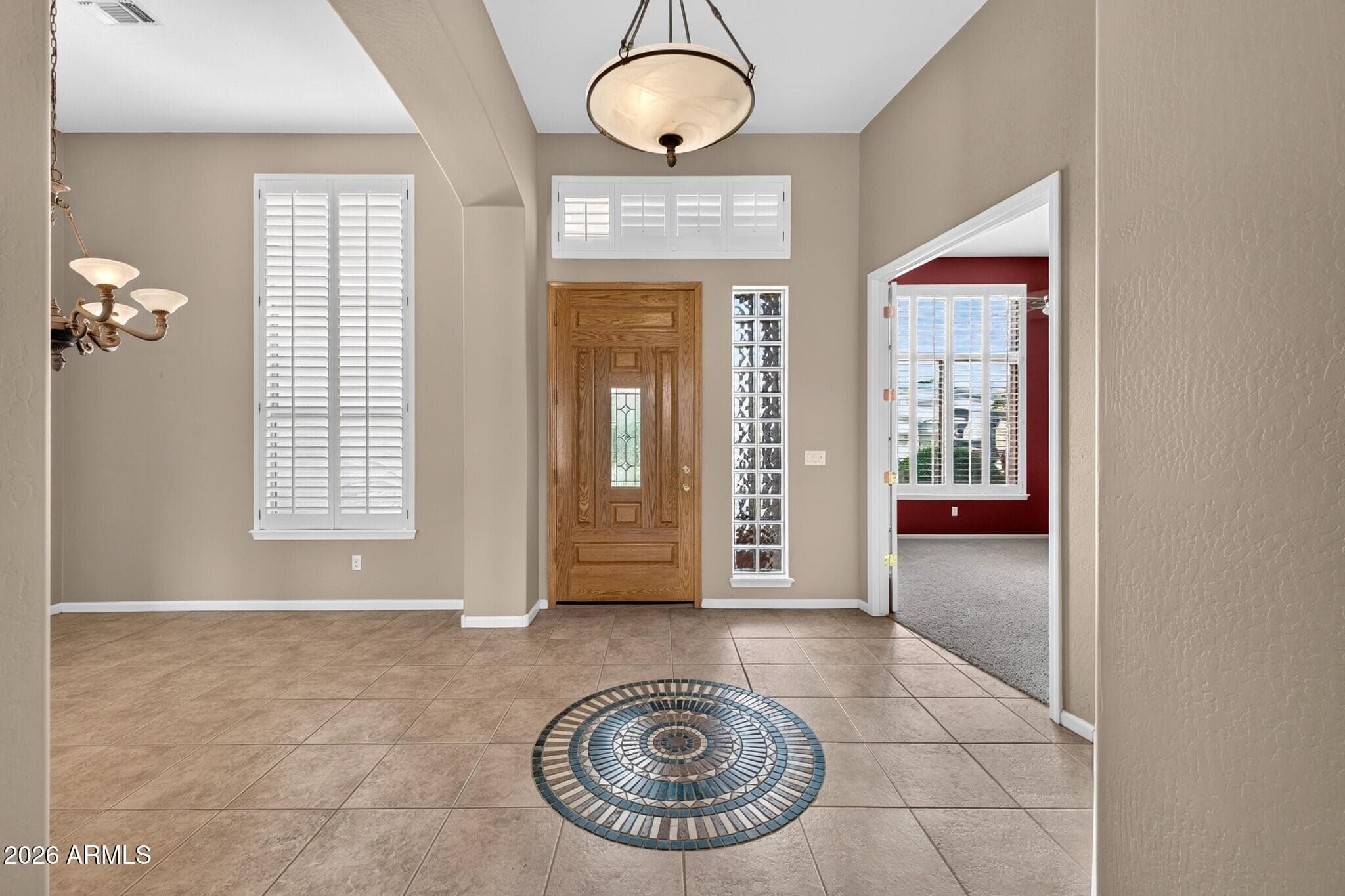 1123 W Thompson Way — photo 4