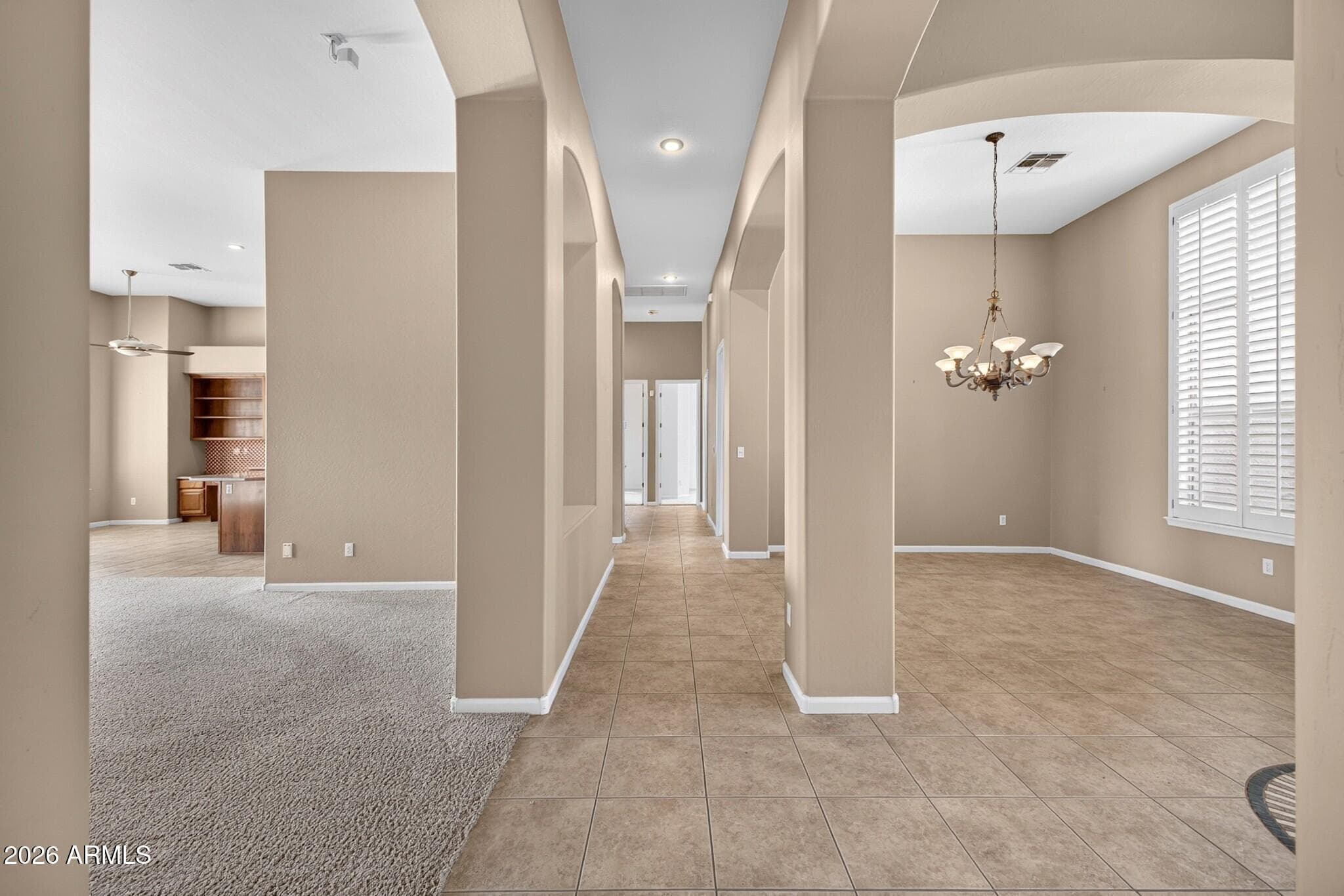 1123 W Thompson Way — photo 6