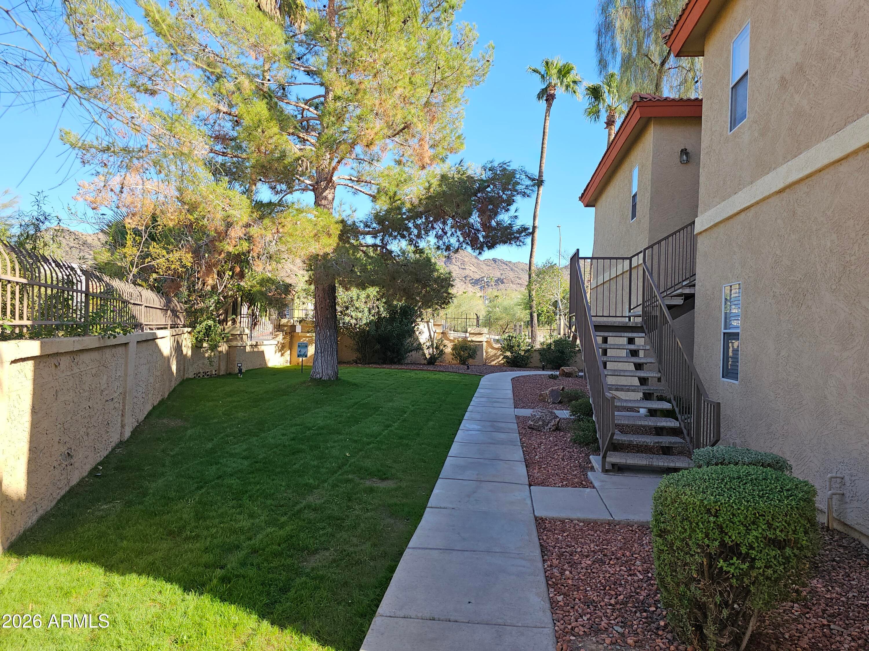 10410 N Cave Creek Road 1008 — photo 2