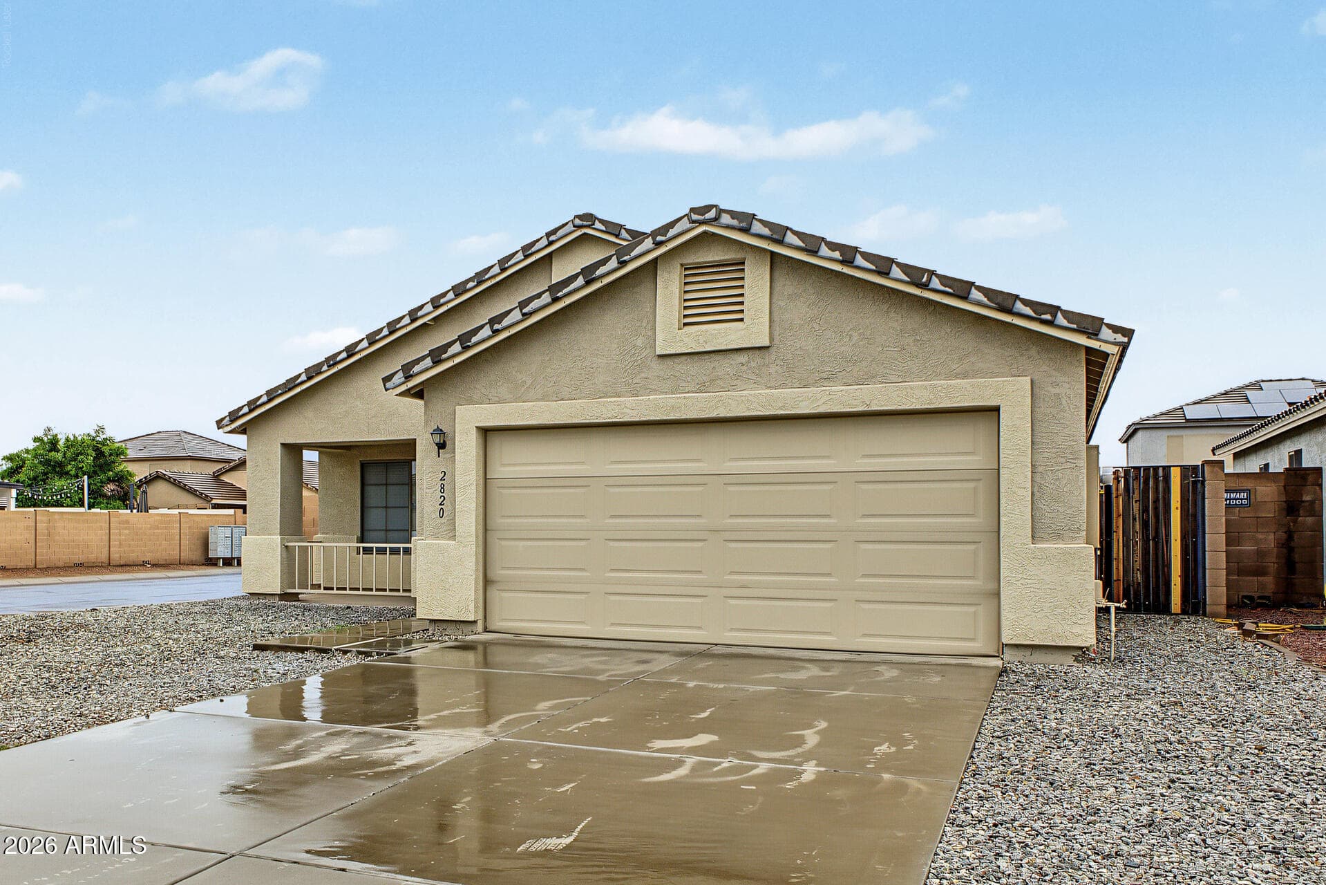 2820 S 64th Drive — photo 2