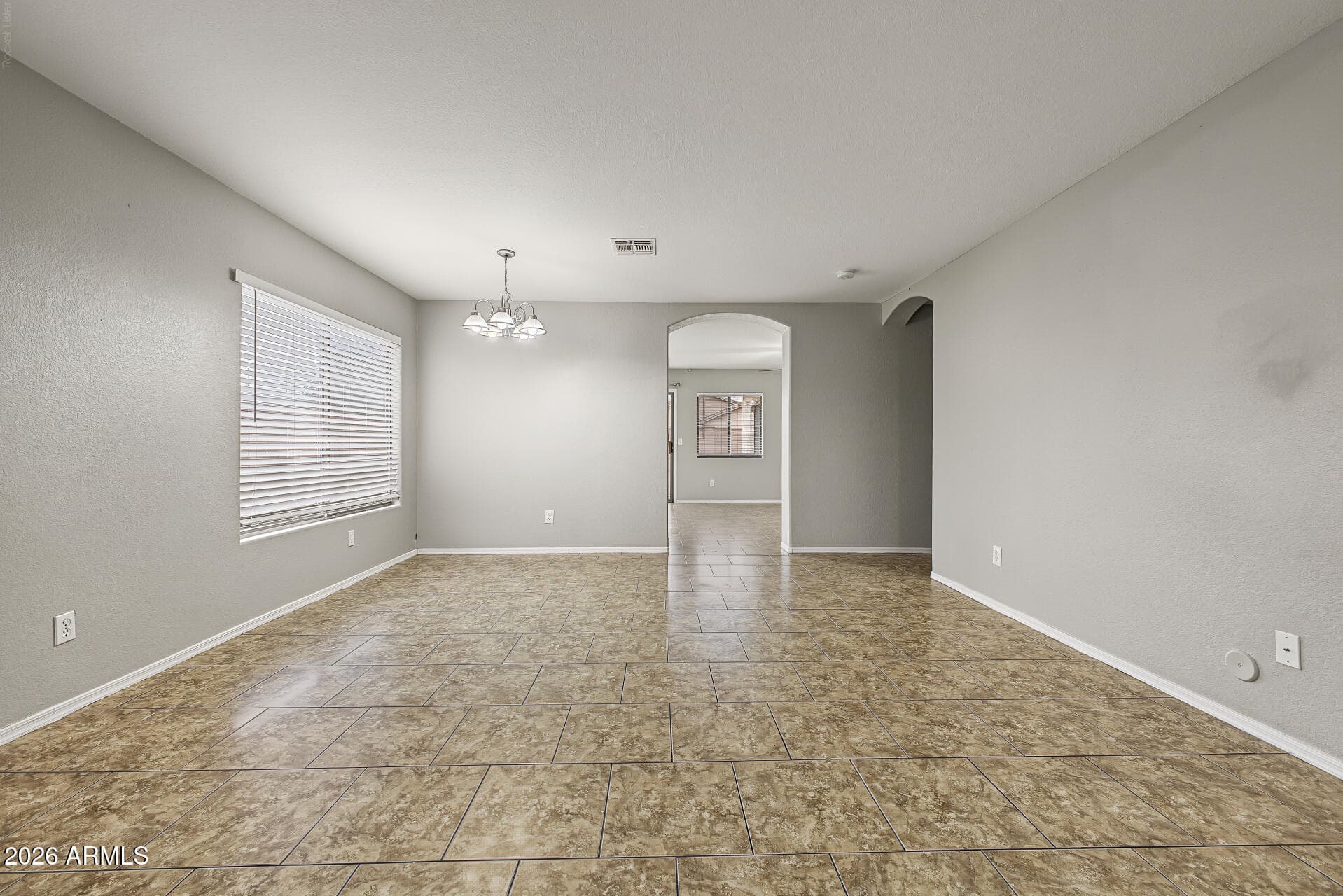 2820 S 64th Drive — photo 7