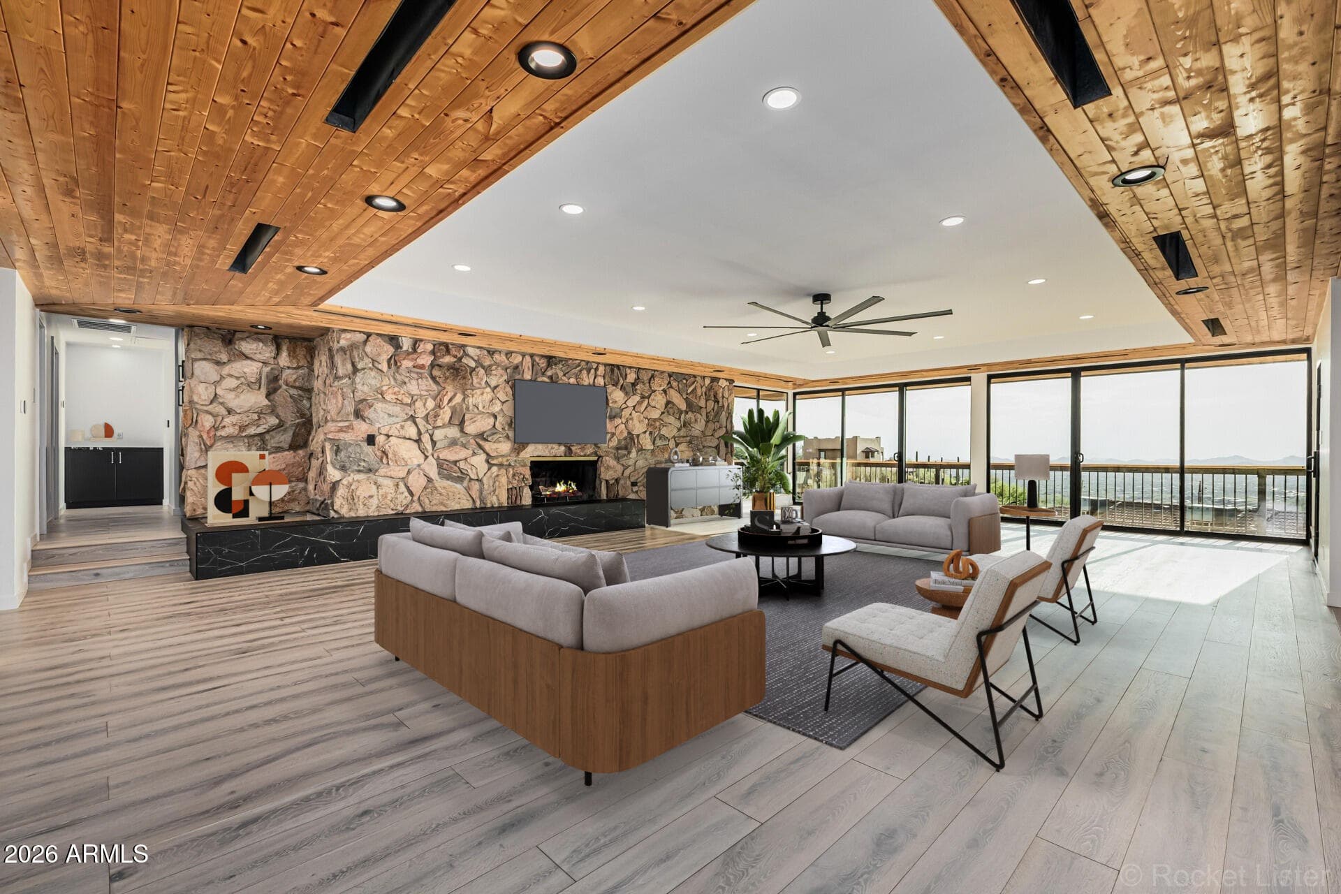 6111 E Victoria Drive — photo 4