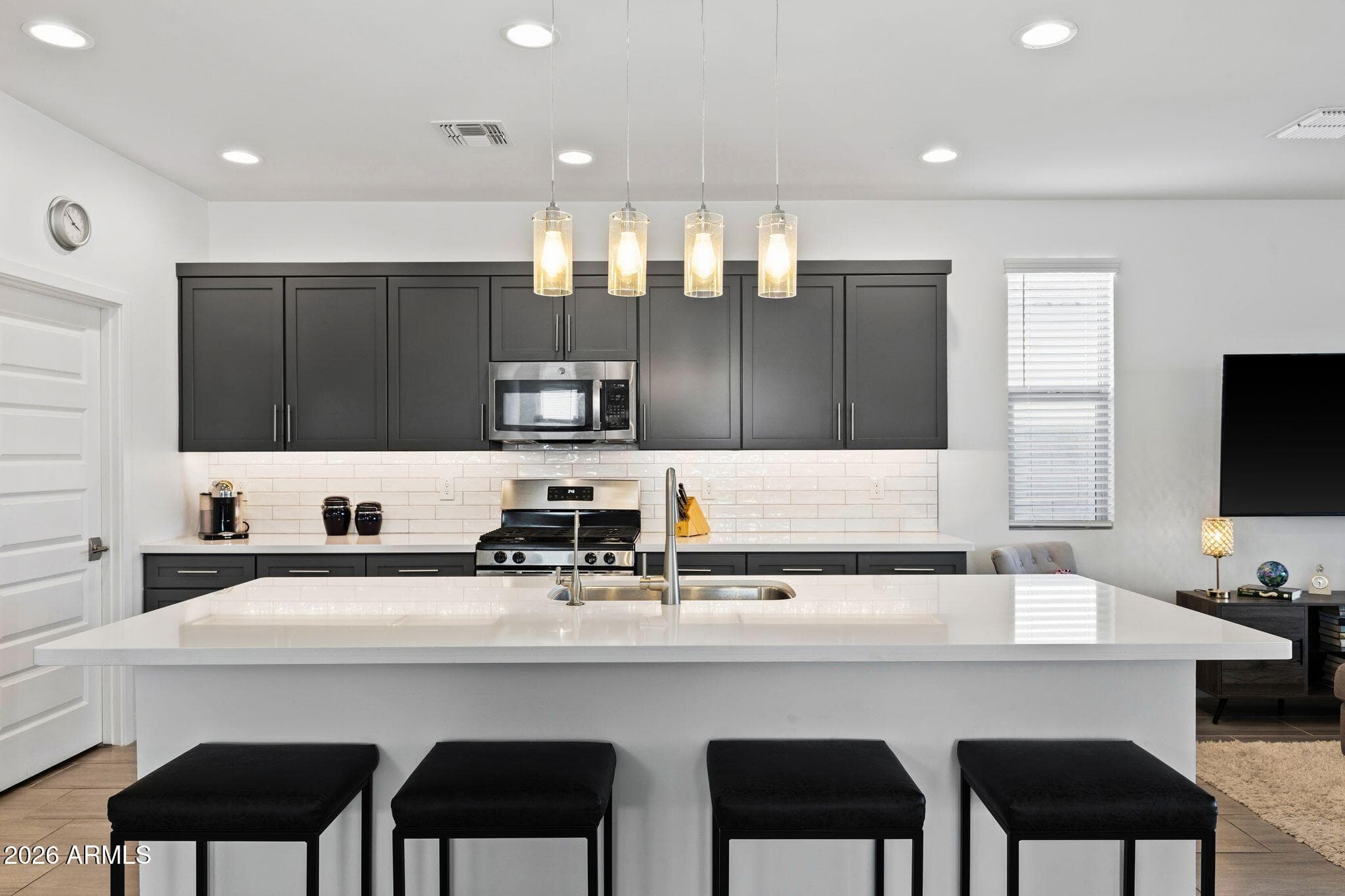 18039 W Amber Ridge Way — photo 4