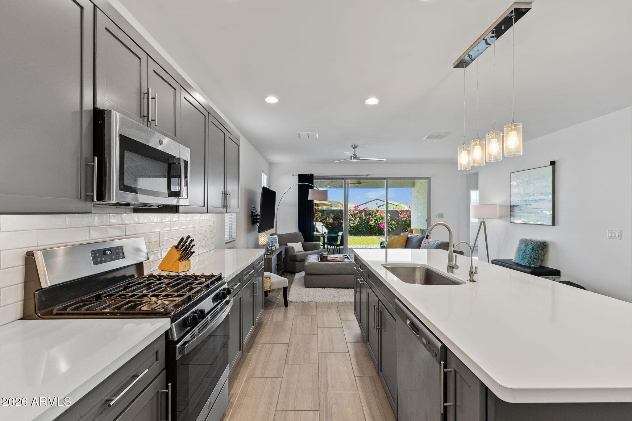 18039 W Amber Ridge Way — photo 5