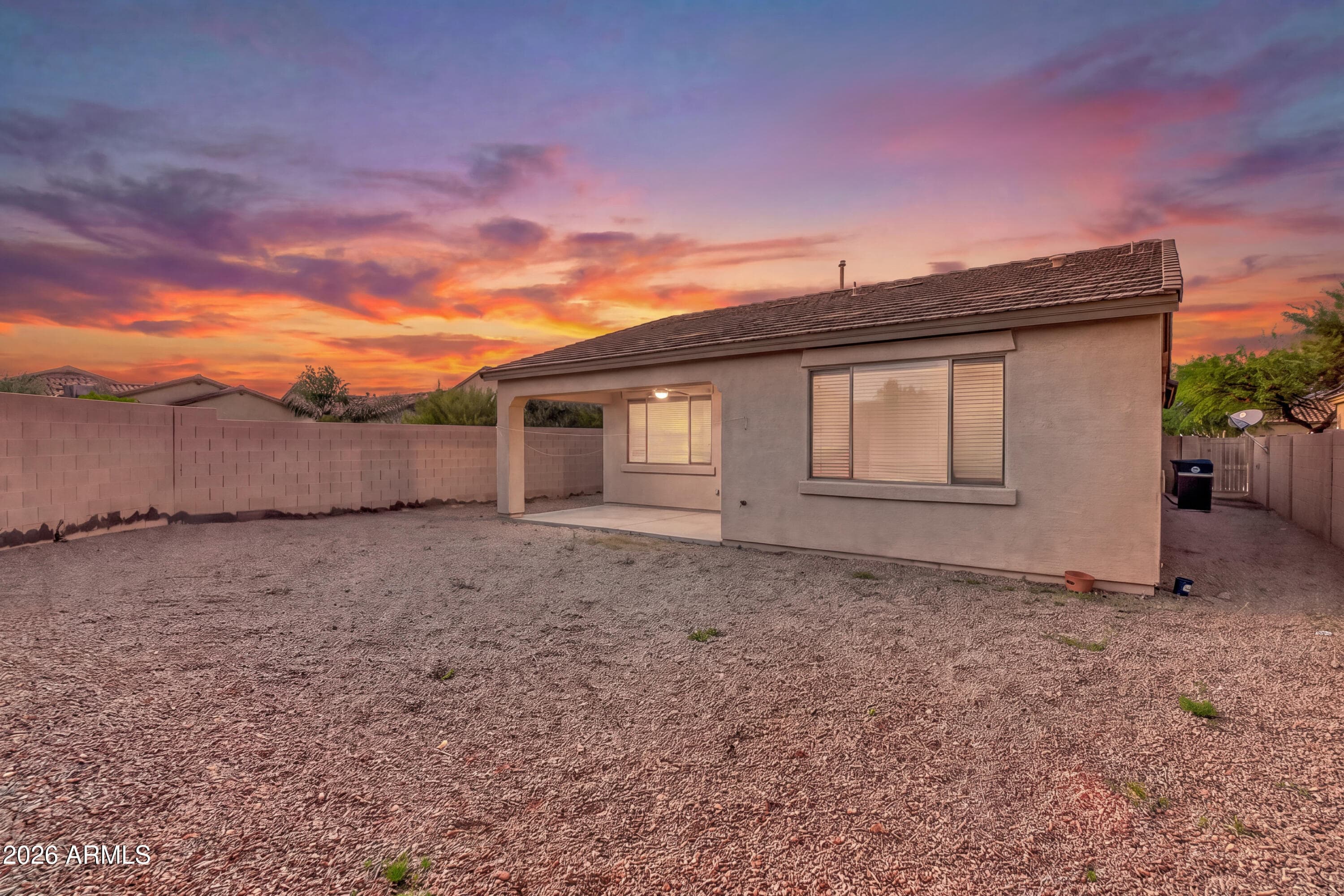 18425 W La Mirada Drive — photo 3
