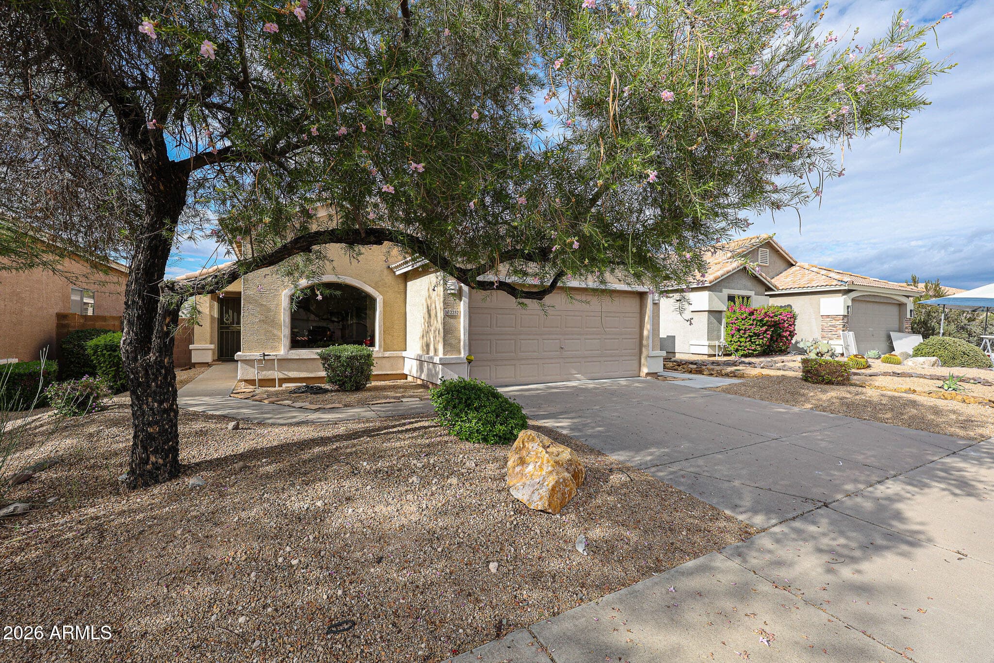 2252 E Mariposa Grande — photo 4