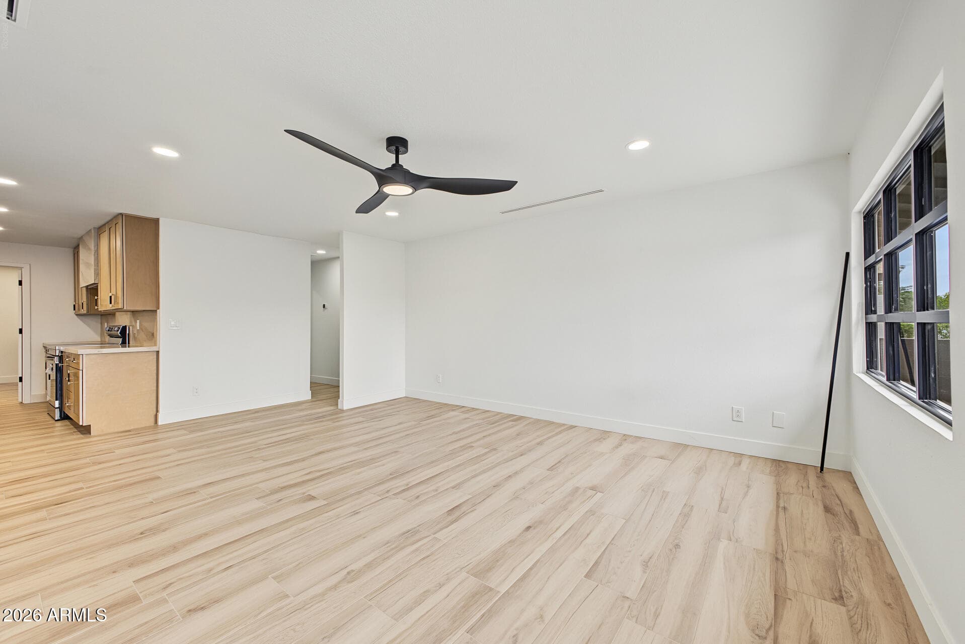 8721 E Amelia Avenue — photo 4