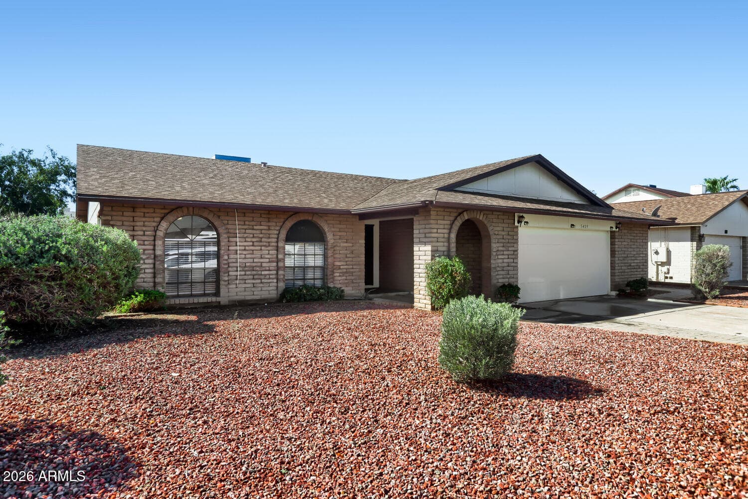 5409 W Desert Hills Drive — photo 2