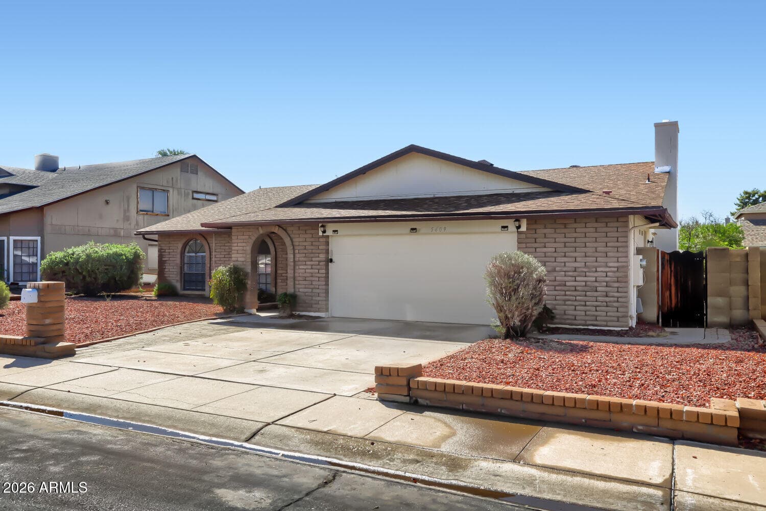 5409 W Desert Hills Drive — photo 4