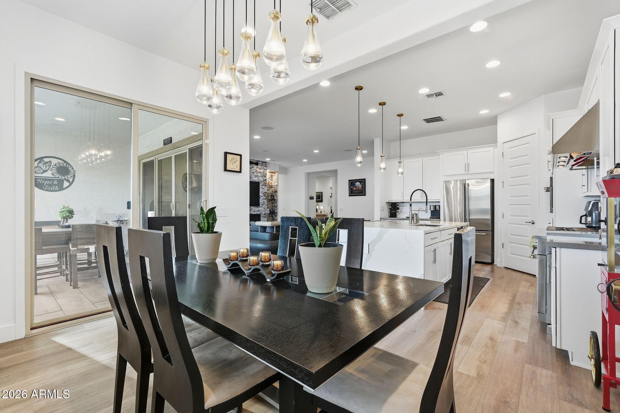161 E Elmwood Place — photo 8