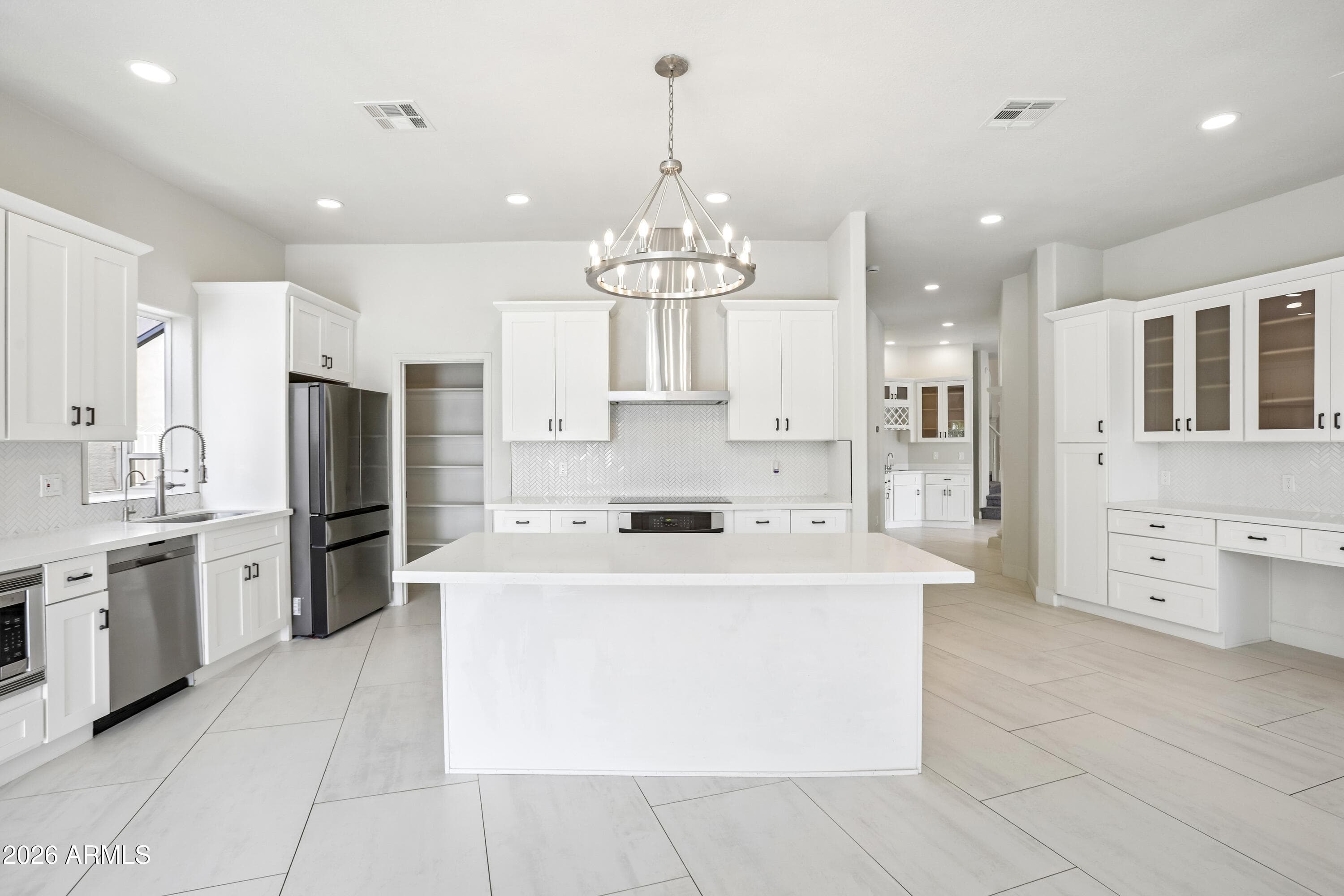 1401 W Sandpiper Drive — photo 2