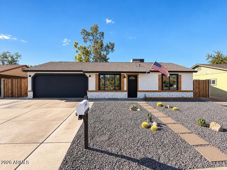 3406 E Campo Bello Drive