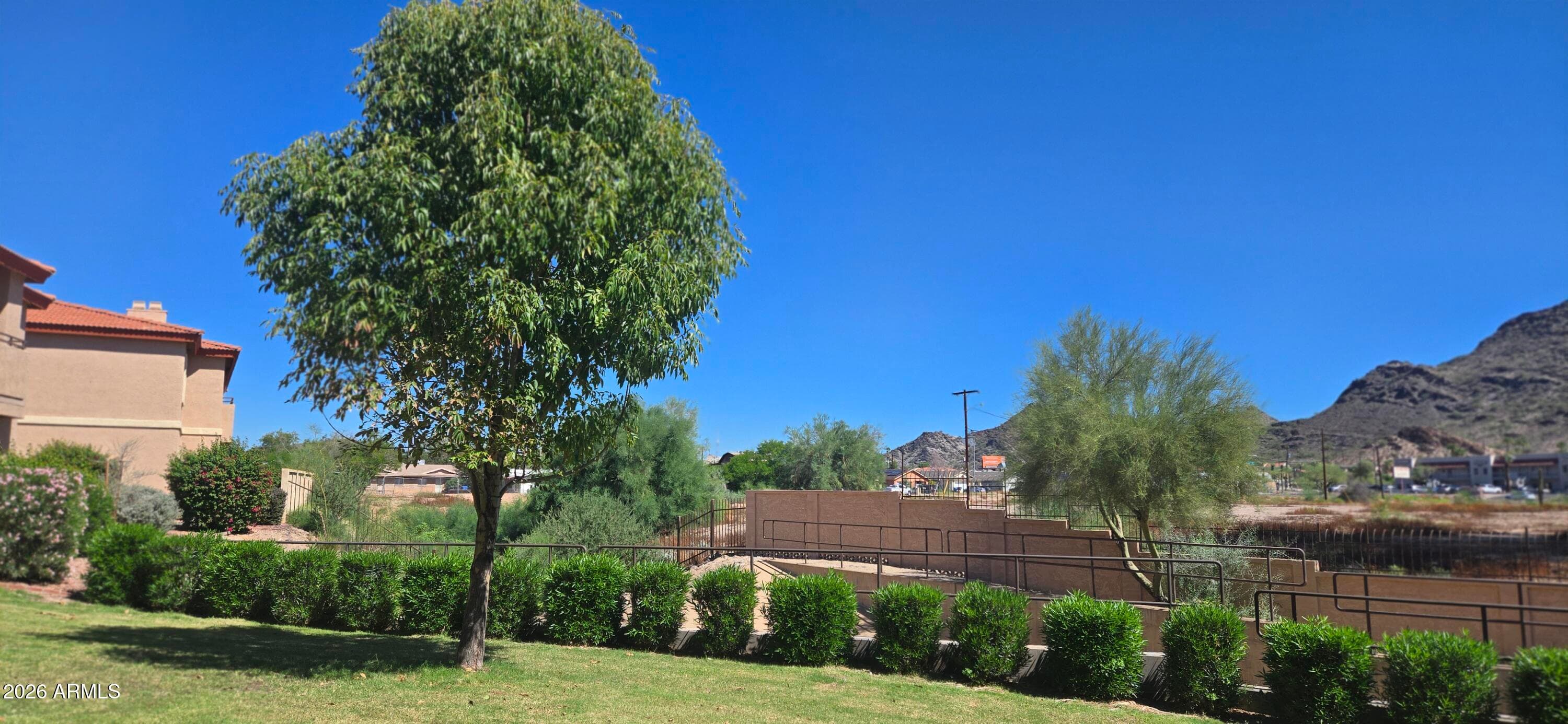 10410 N Cave Creek Road 2037 — photo 5
