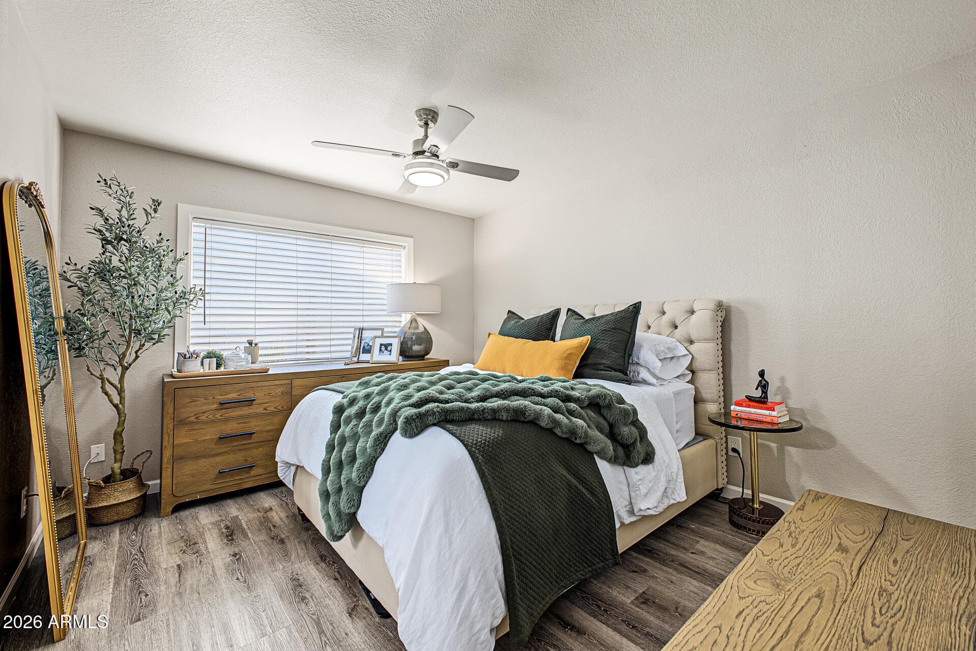 3306 S Parkside Drive — photo 4