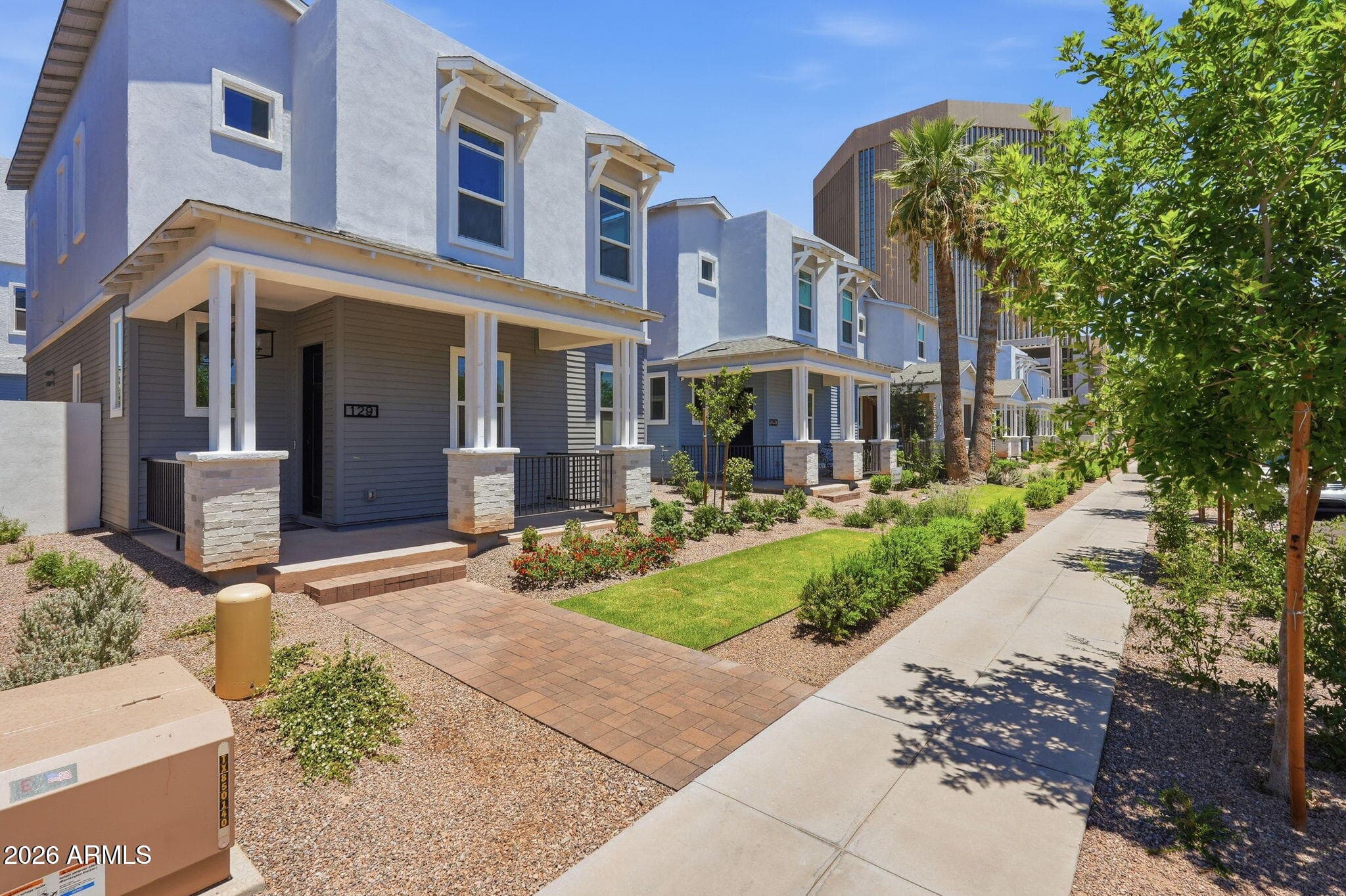 129 W Willo Court — photo 2