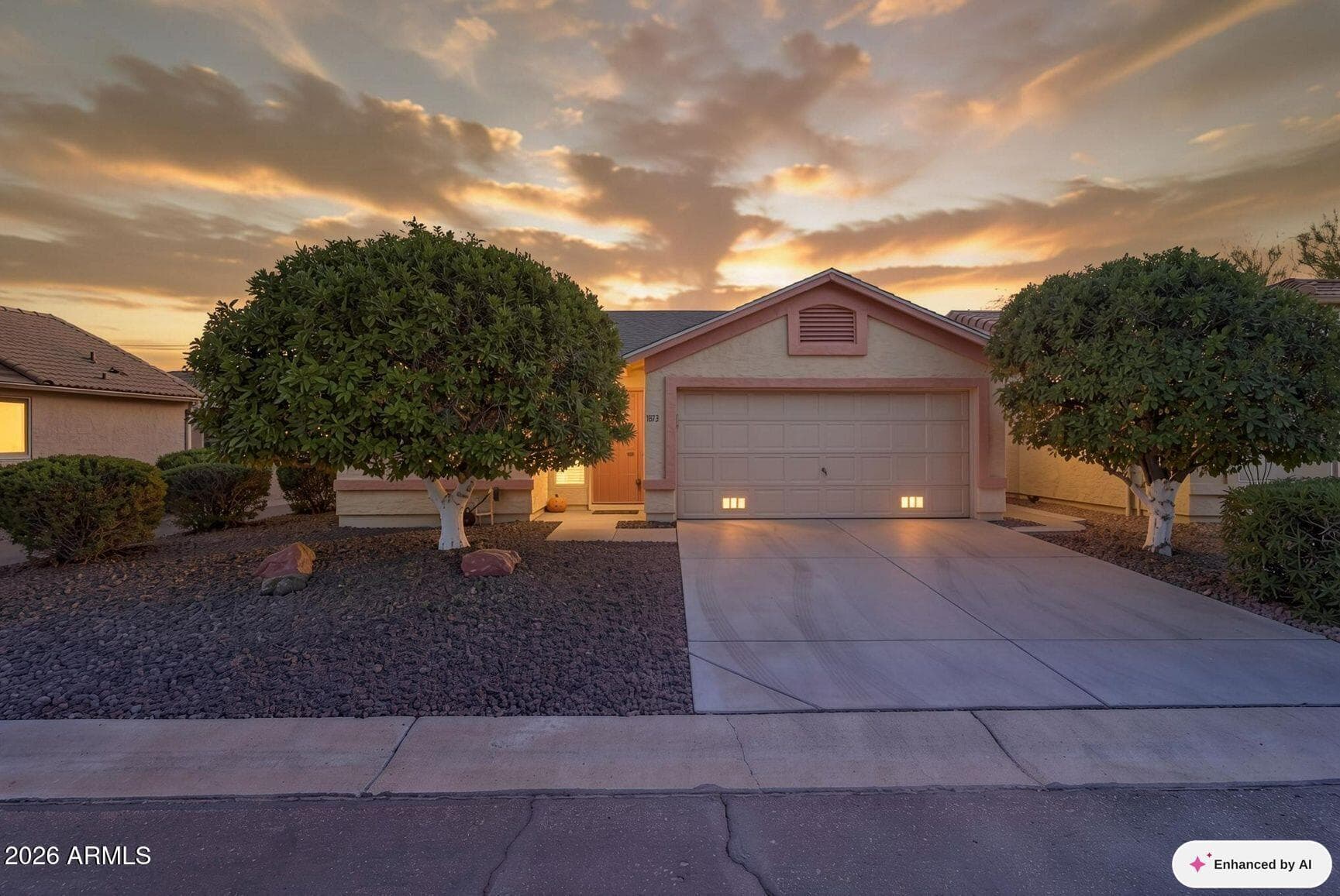 1873 E Peach Tree Drive — photo 2