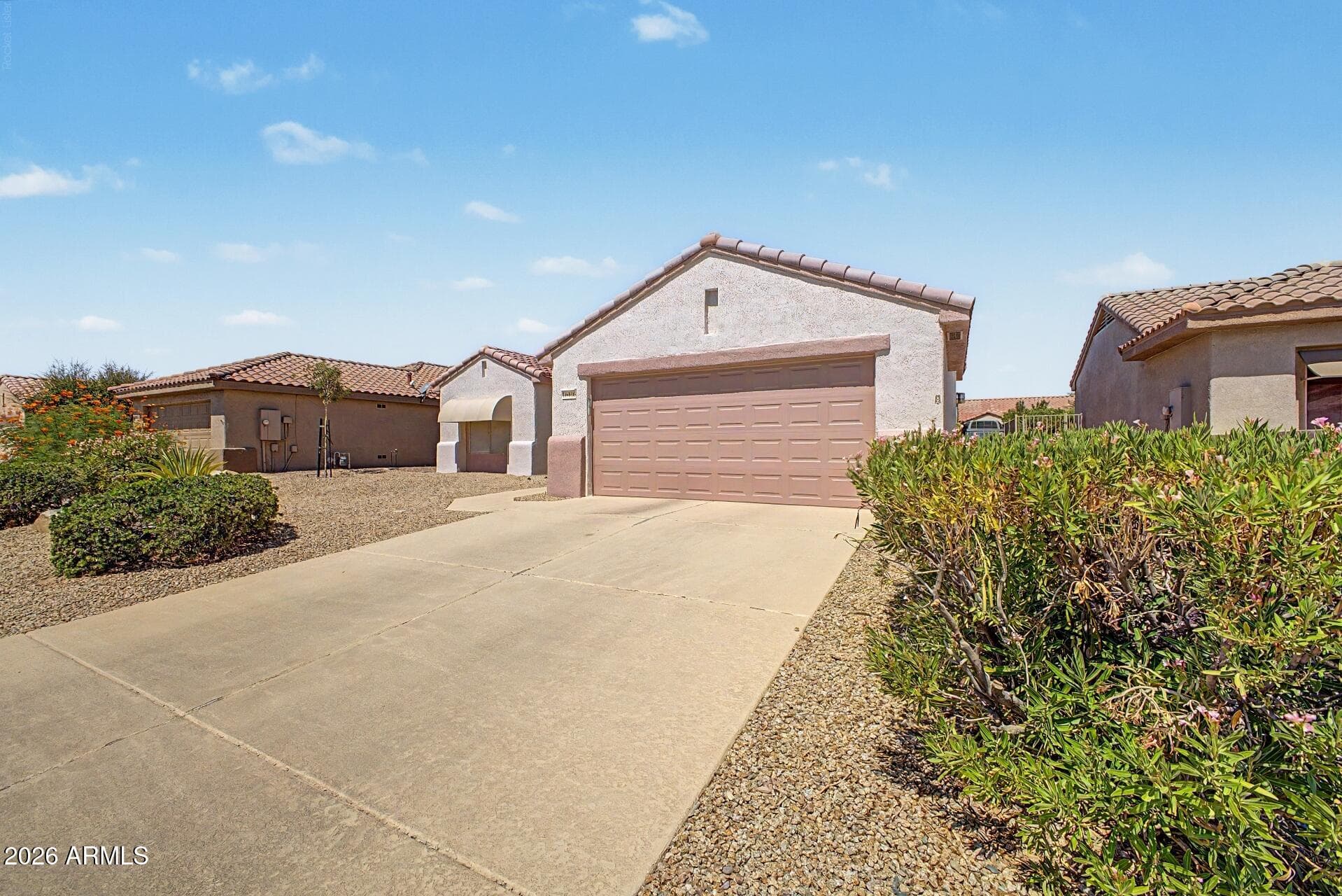 16446 W Rock Springs Lane — photo 3