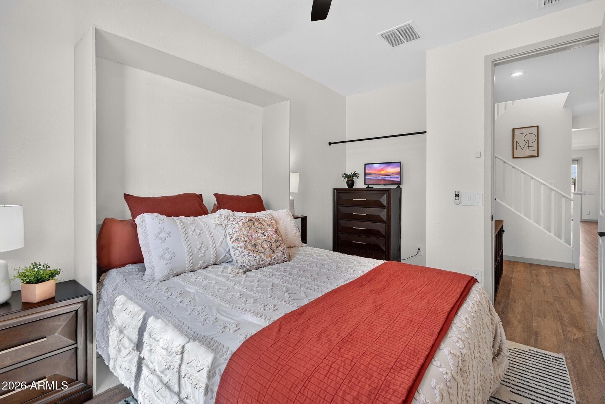 17766 W Red Fox Road — photo 7