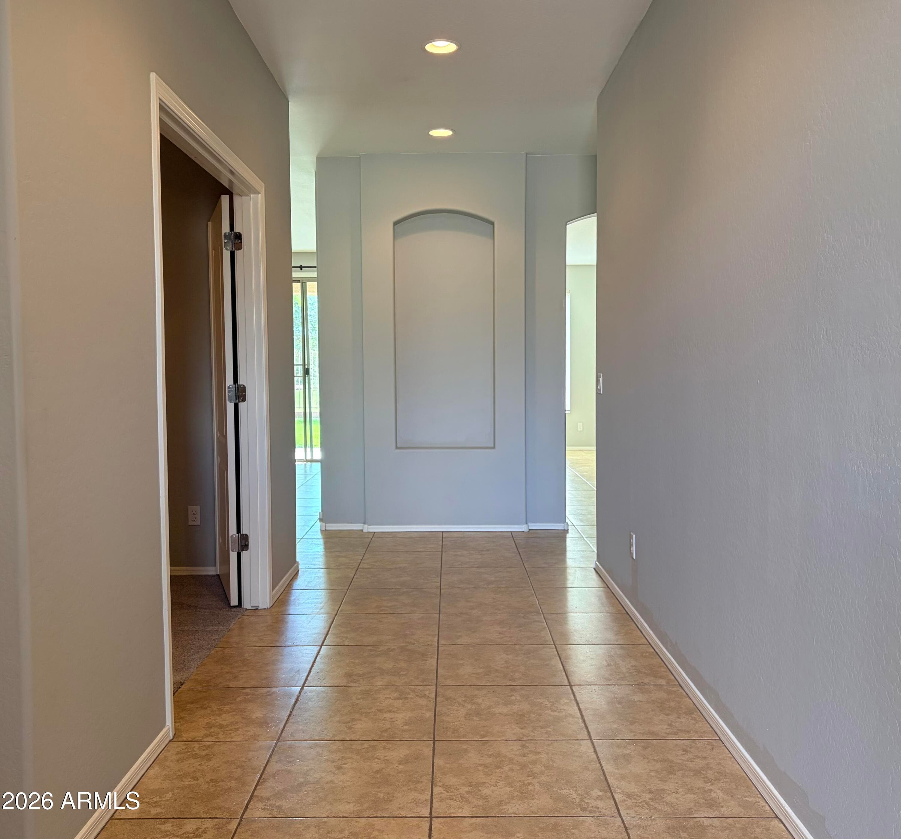 3613 E Meadowview Drive — photo 8