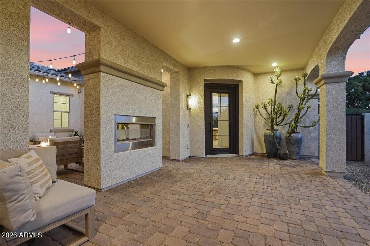 871 E Peach Tree Place — photo 8