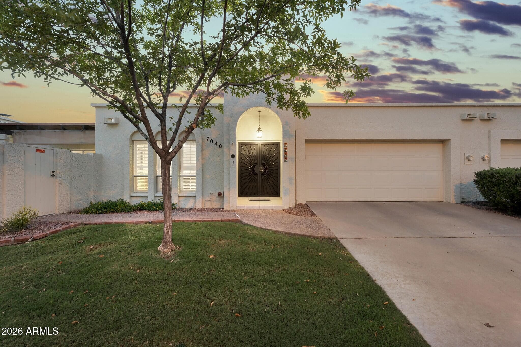 7040 N 11th Avenue, Phoenix, Arizona