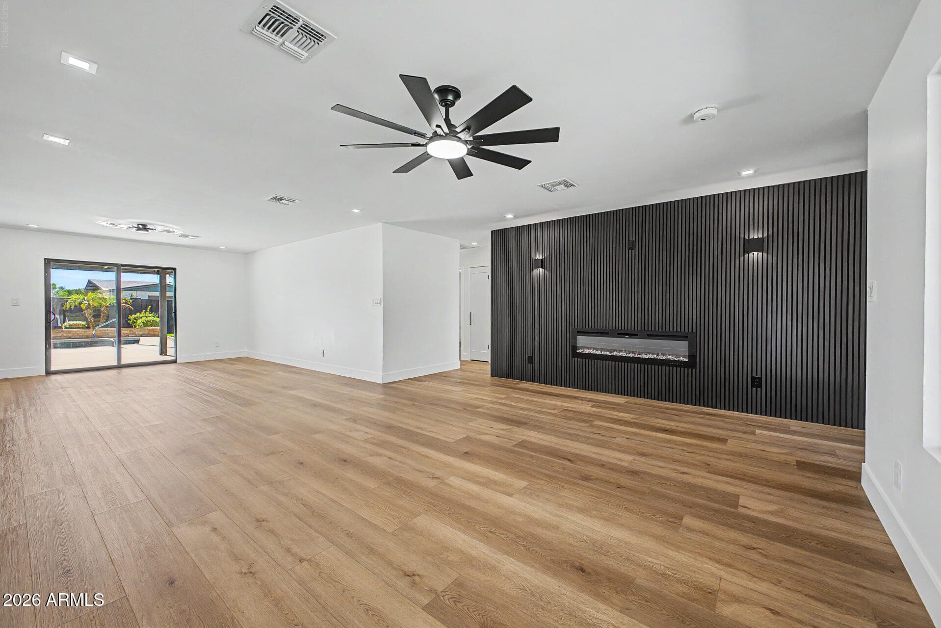 2069 E Carson Drive — photo 6