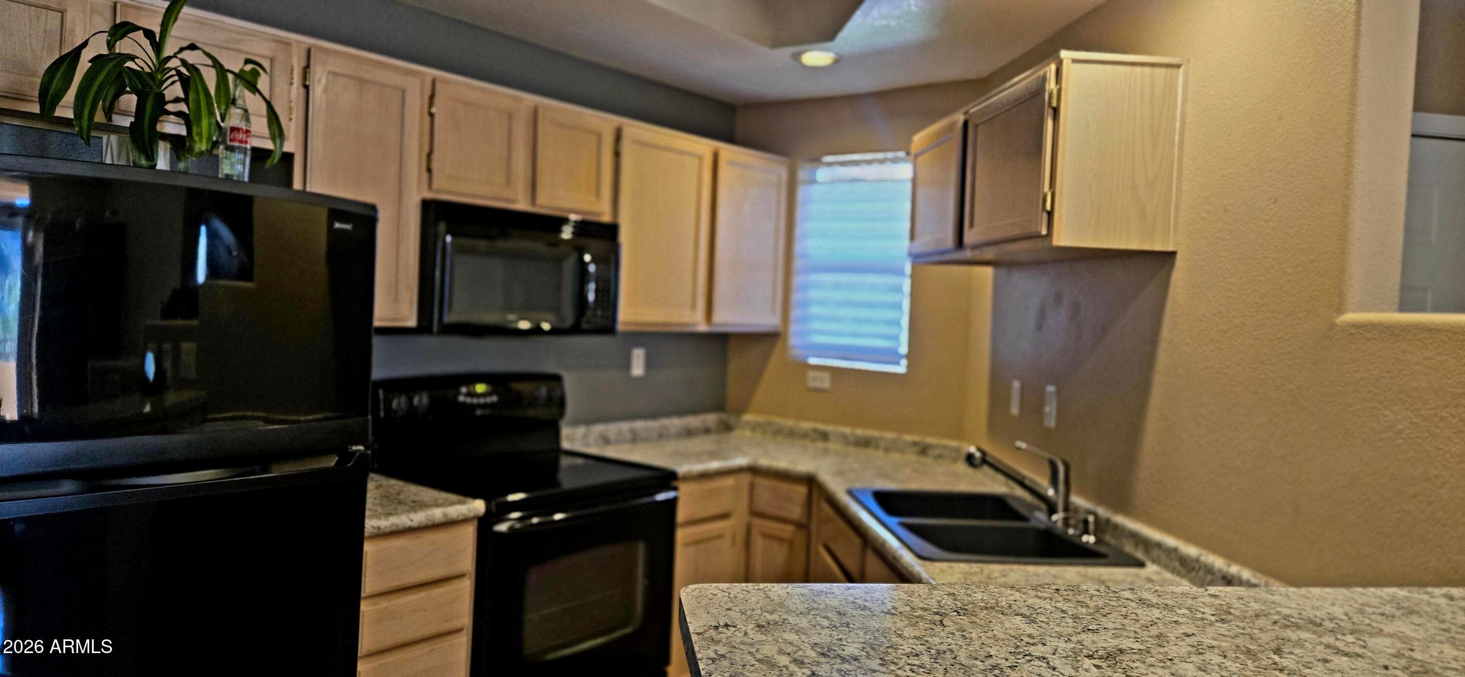 10410 N Cave Creek Road 2037 — photo 6