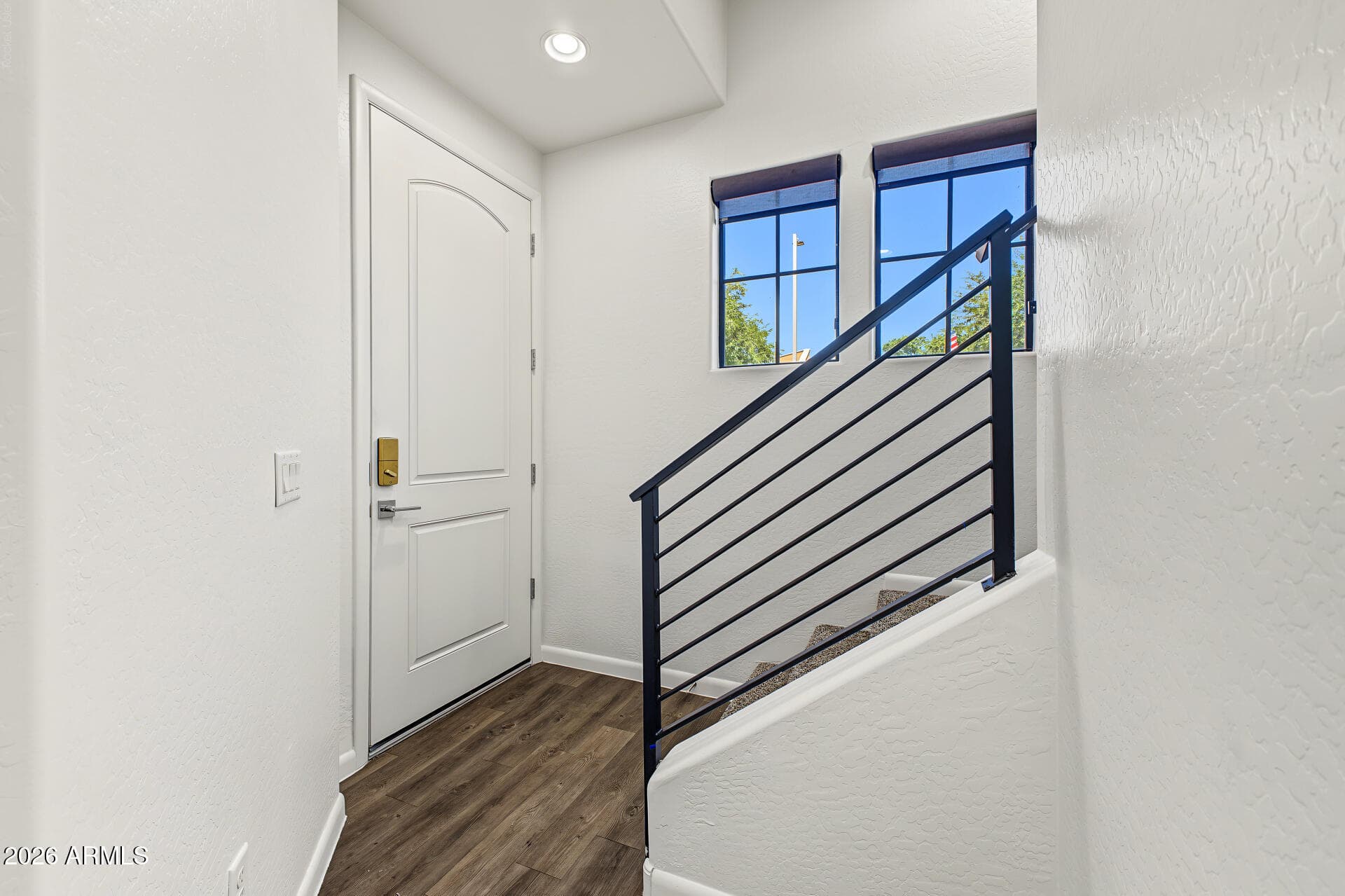 2090 S Dorsey Lane 1048 — photo 3
